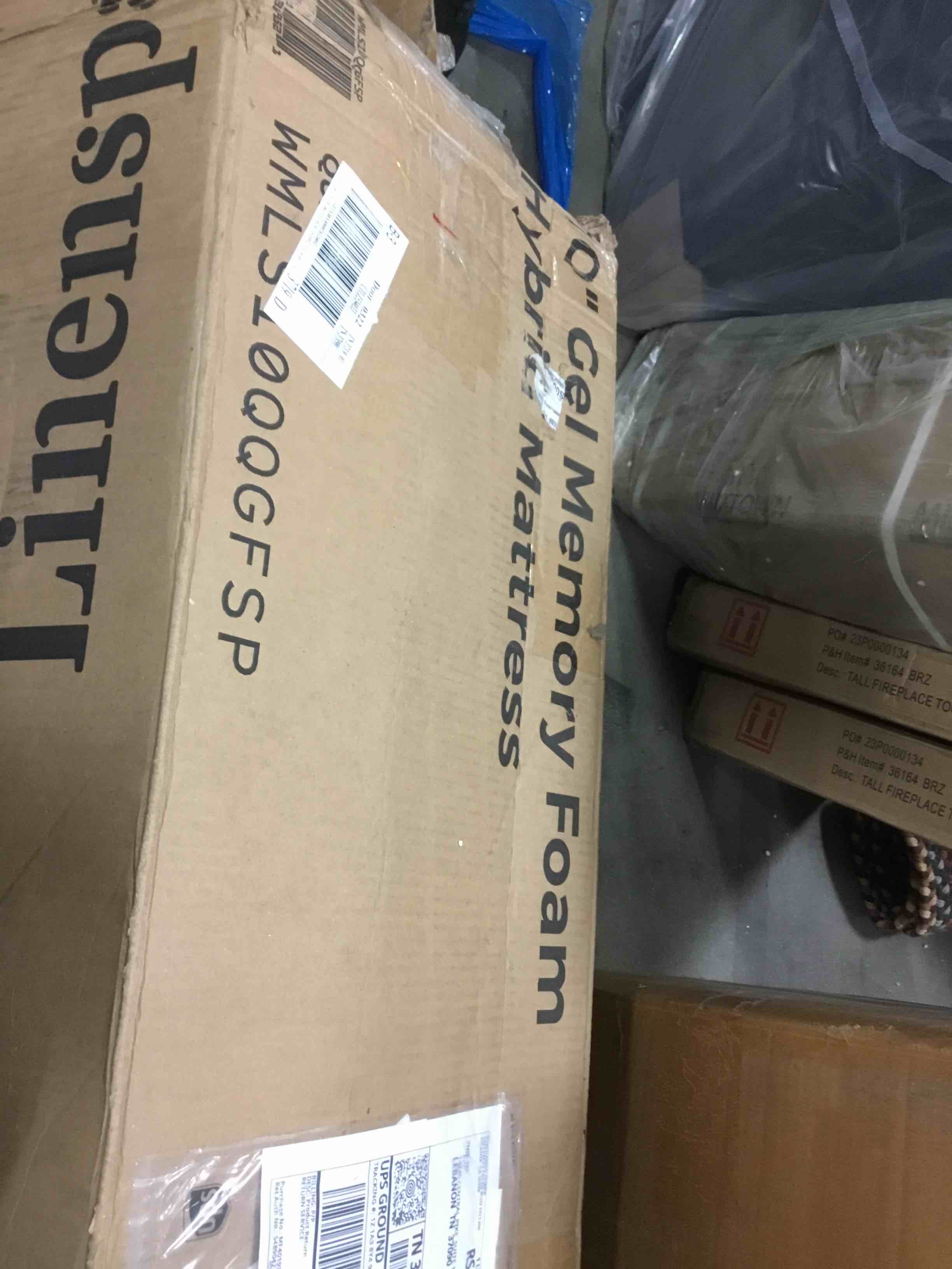 https://s3.amazonaws.com/lotting-images-prod/bidfta/BLU6124049_1711742056346.jpeg