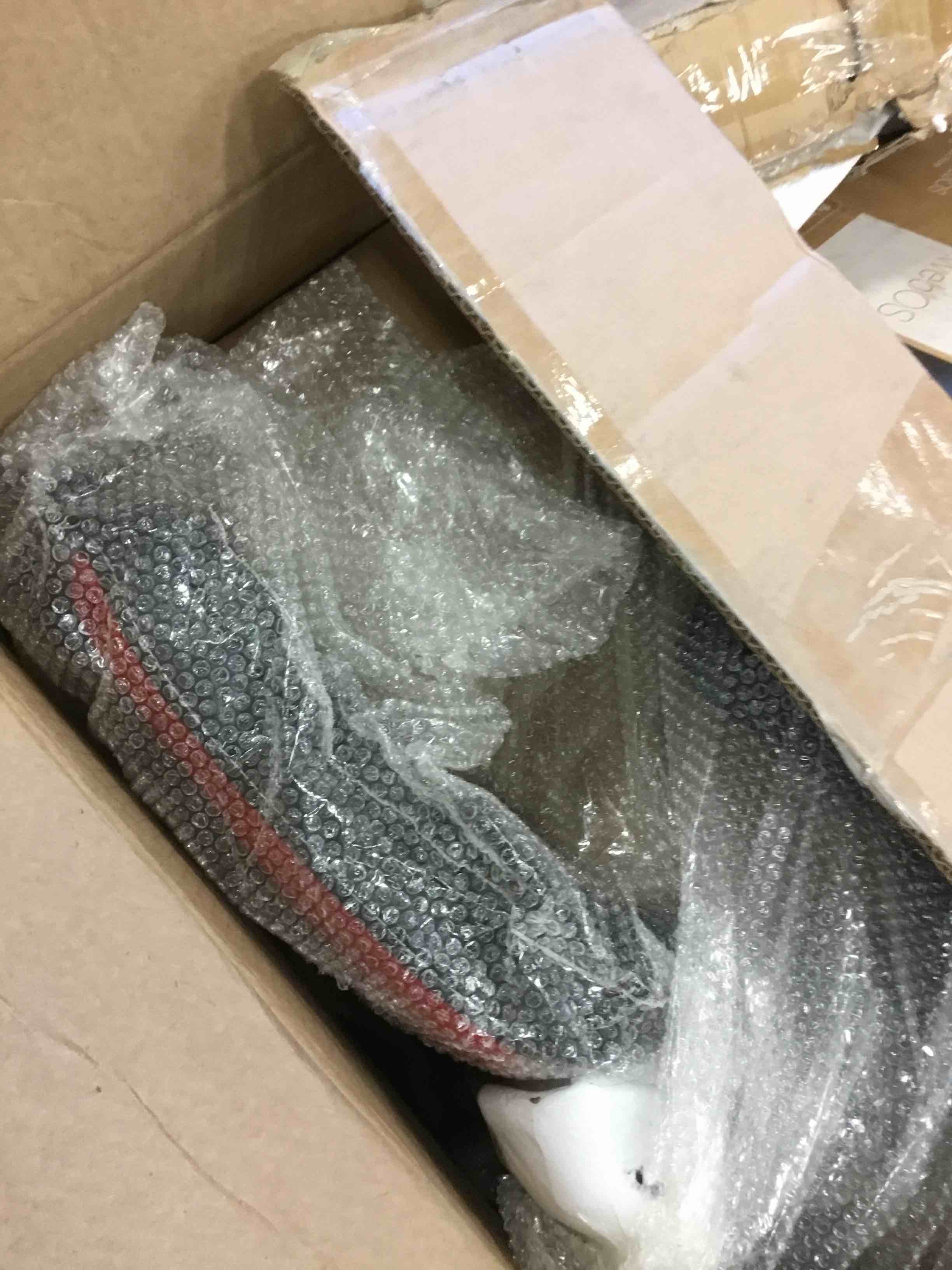 https://s3.amazonaws.com/lotting-images-prod/bidfta/BLU6124052_1711742543806.jpeg