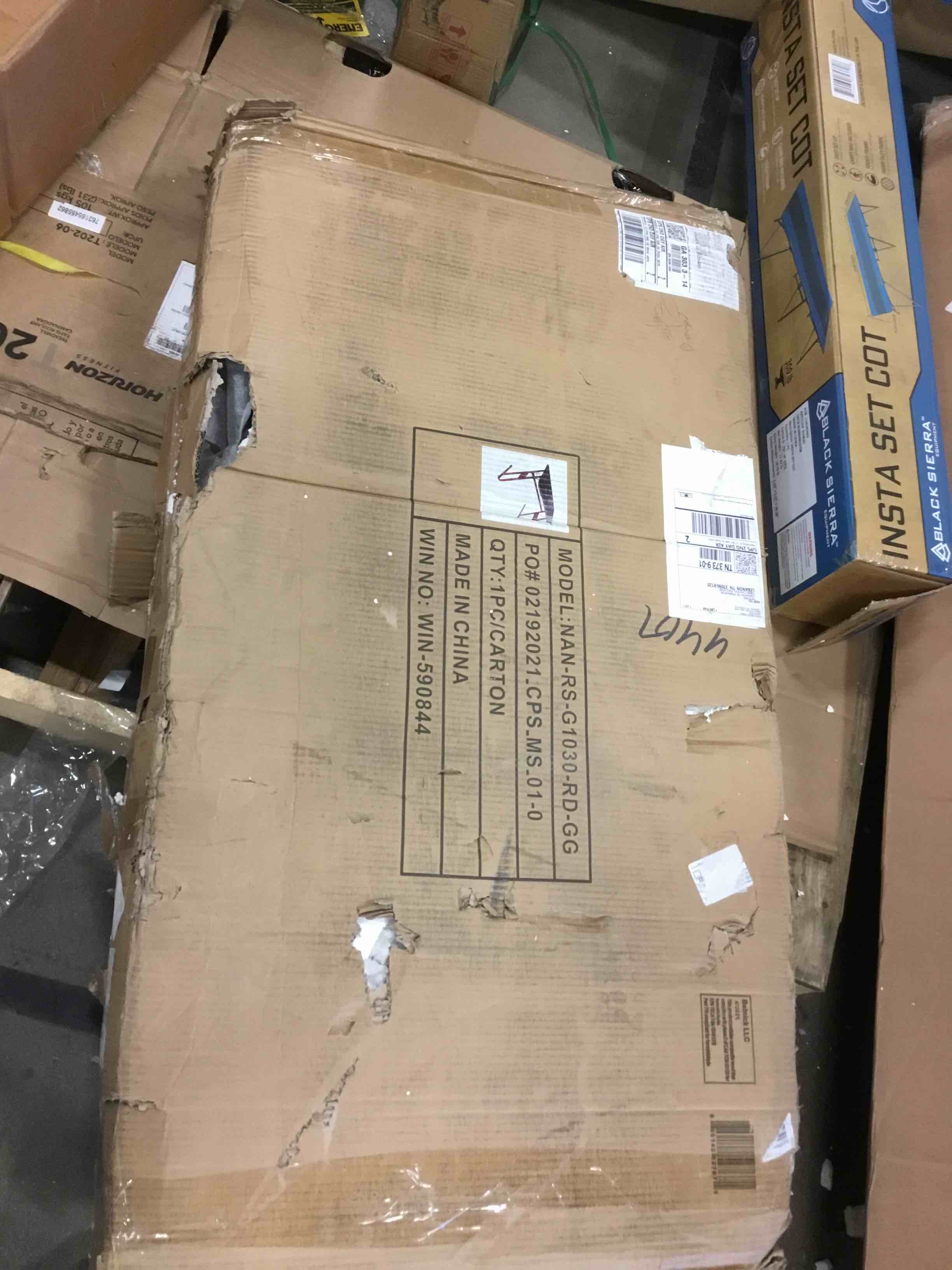 https://s3.amazonaws.com/lotting-images-prod/bidfta/BLU6124054_1711742948505.jpeg