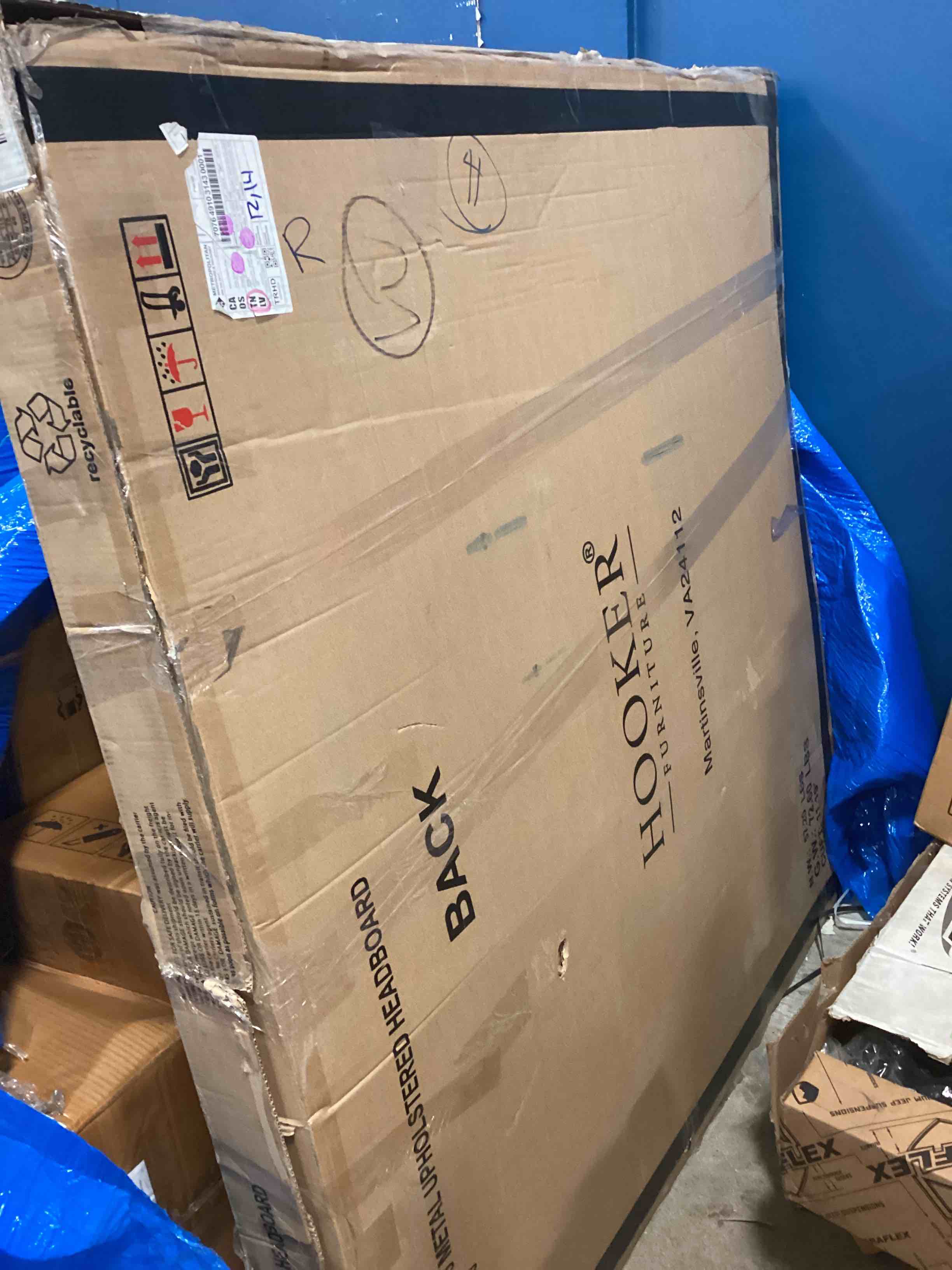 https://s3.amazonaws.com/lotting-images-prod/bidfta/BLU6124154_1712067730500.jpeg