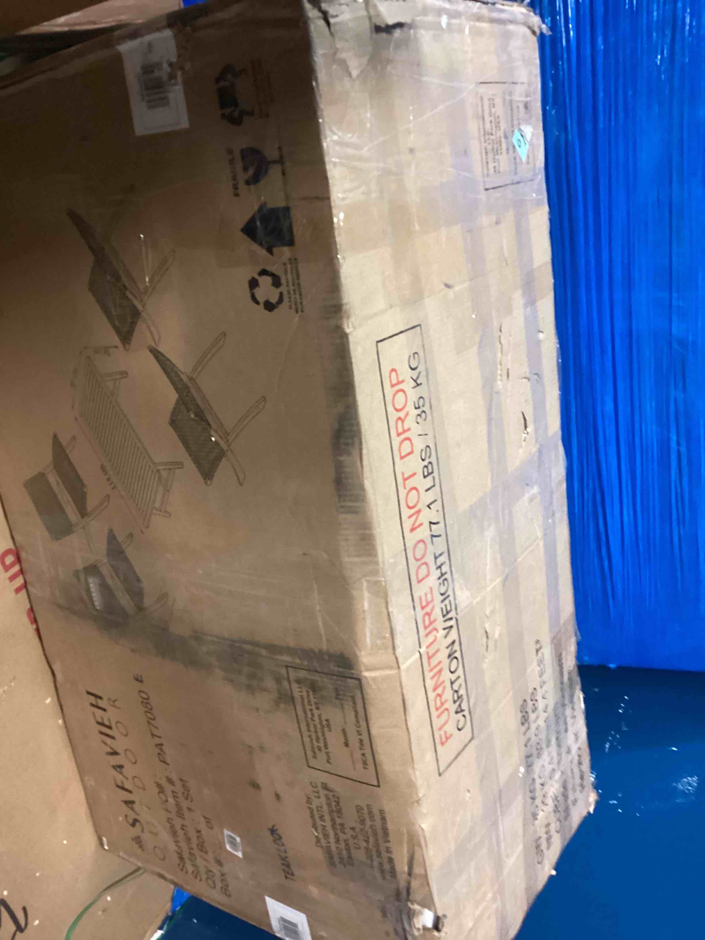 https://s3.amazonaws.com/lotting-images-prod/bidfta/BLU6124156_1712068662048.jpeg