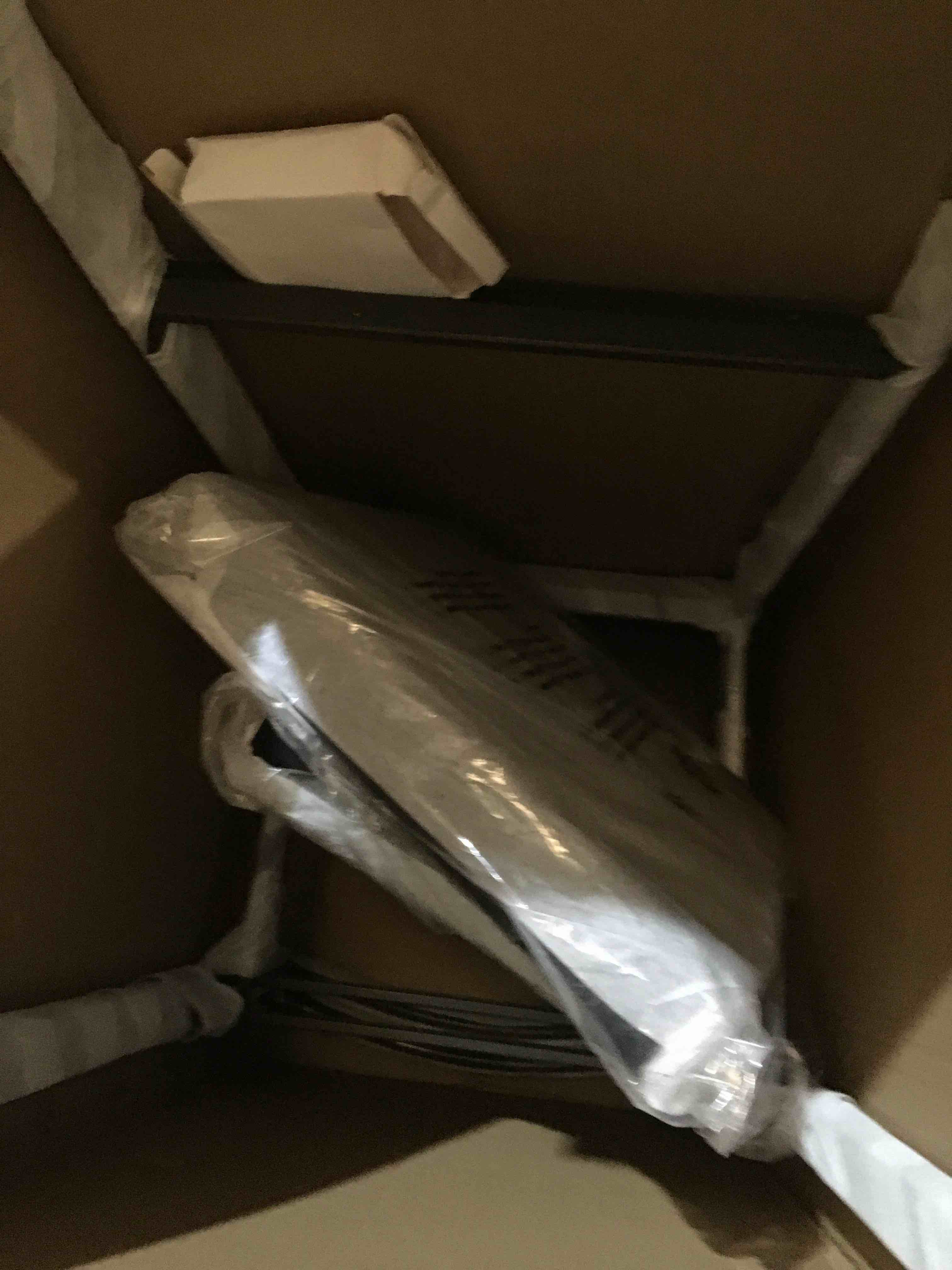 https://s3.amazonaws.com/lotting-images-prod/bidfta/BLU6140034_1719925950847.jpeg