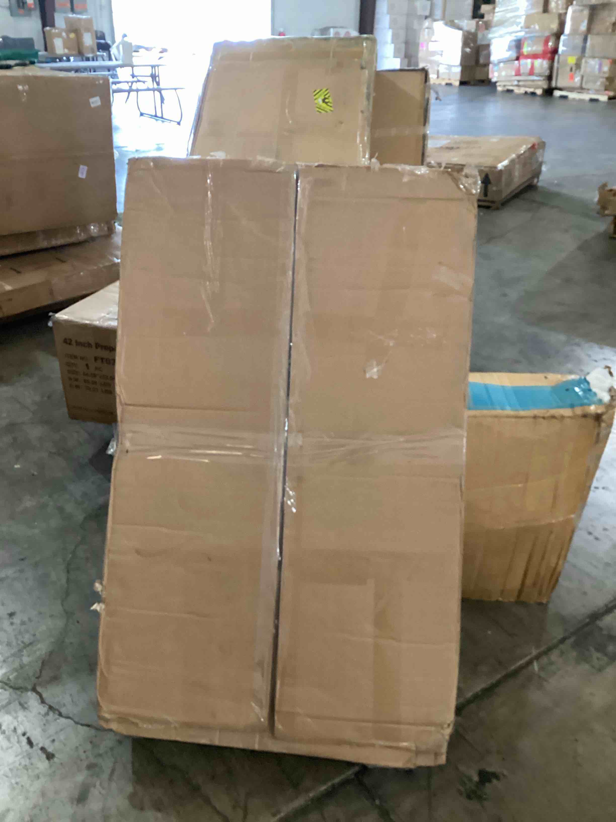 https://s3.amazonaws.com/lotting-images-prod/bidfta/BLU6142123_1721912810186.jpeg