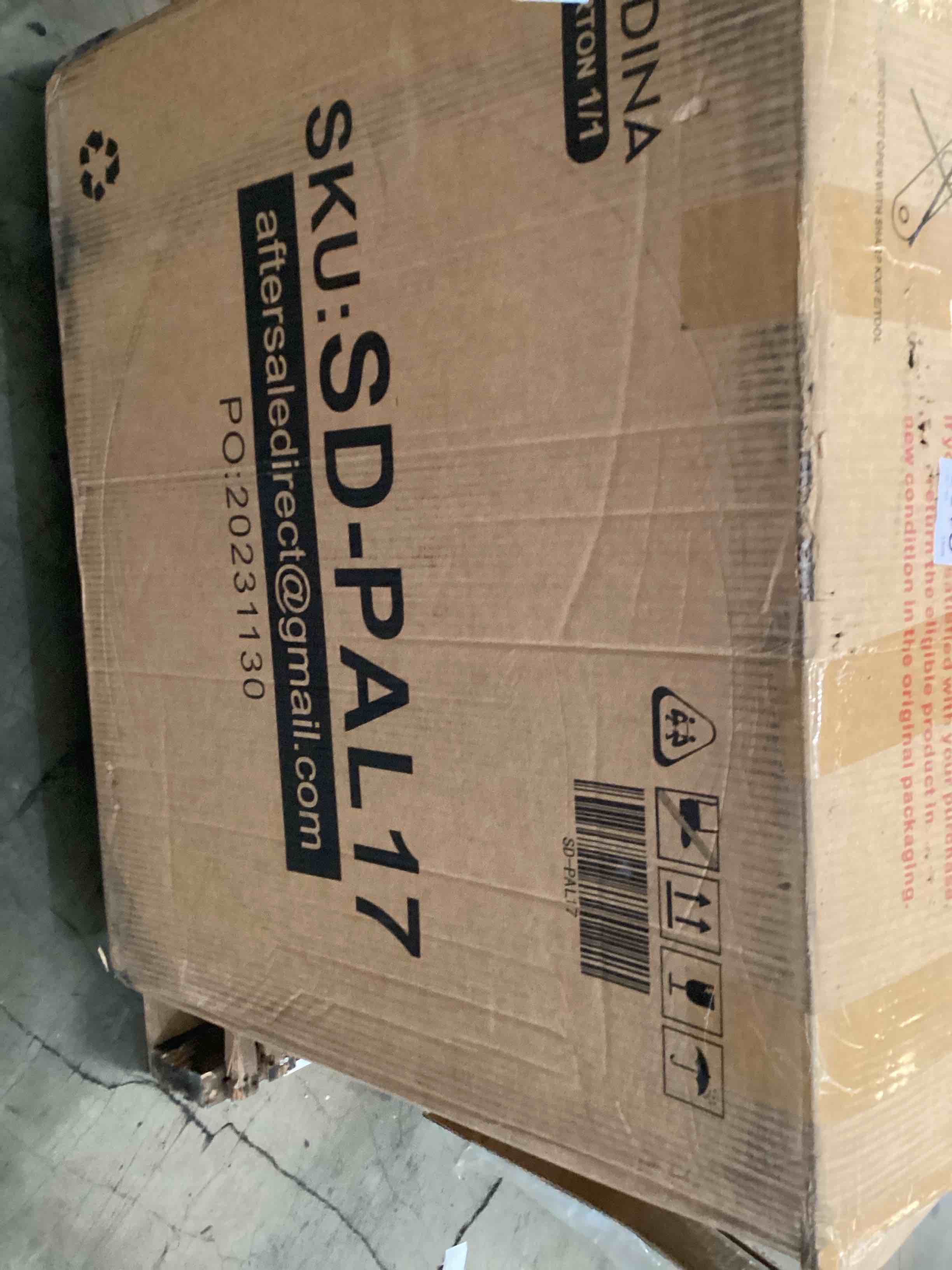 https://s3.amazonaws.com/lotting-images-prod/bidfta/BLU6142683_1723835076863.jpeg