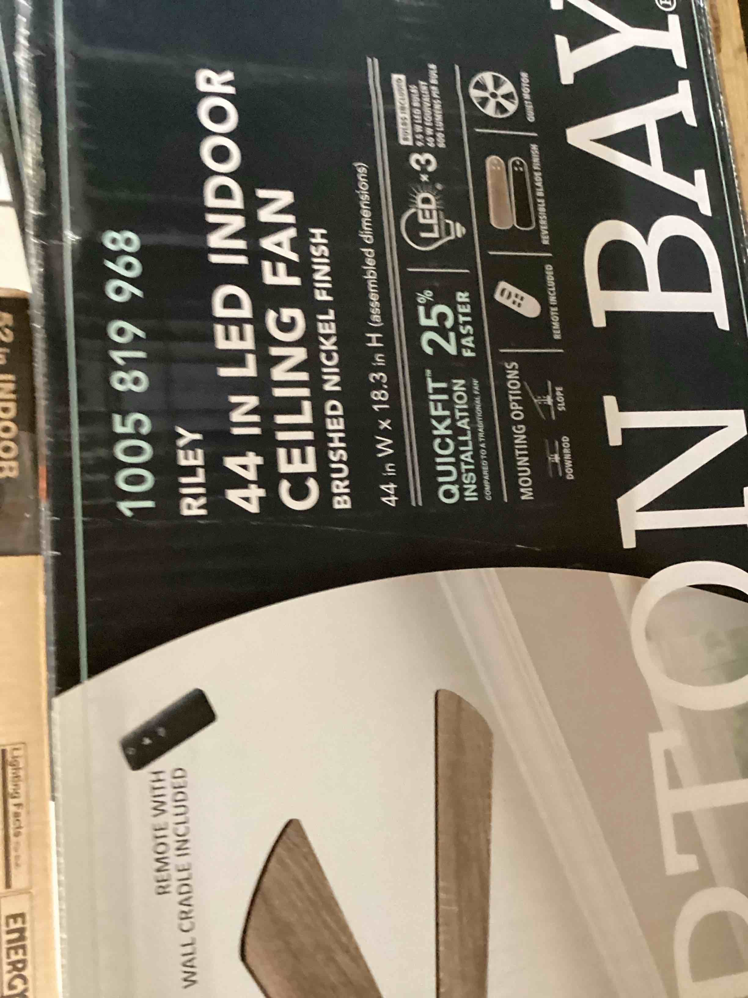https://s3.amazonaws.com/lotting-images-prod/bidfta/BLU6143054_1709567084497.jpeg