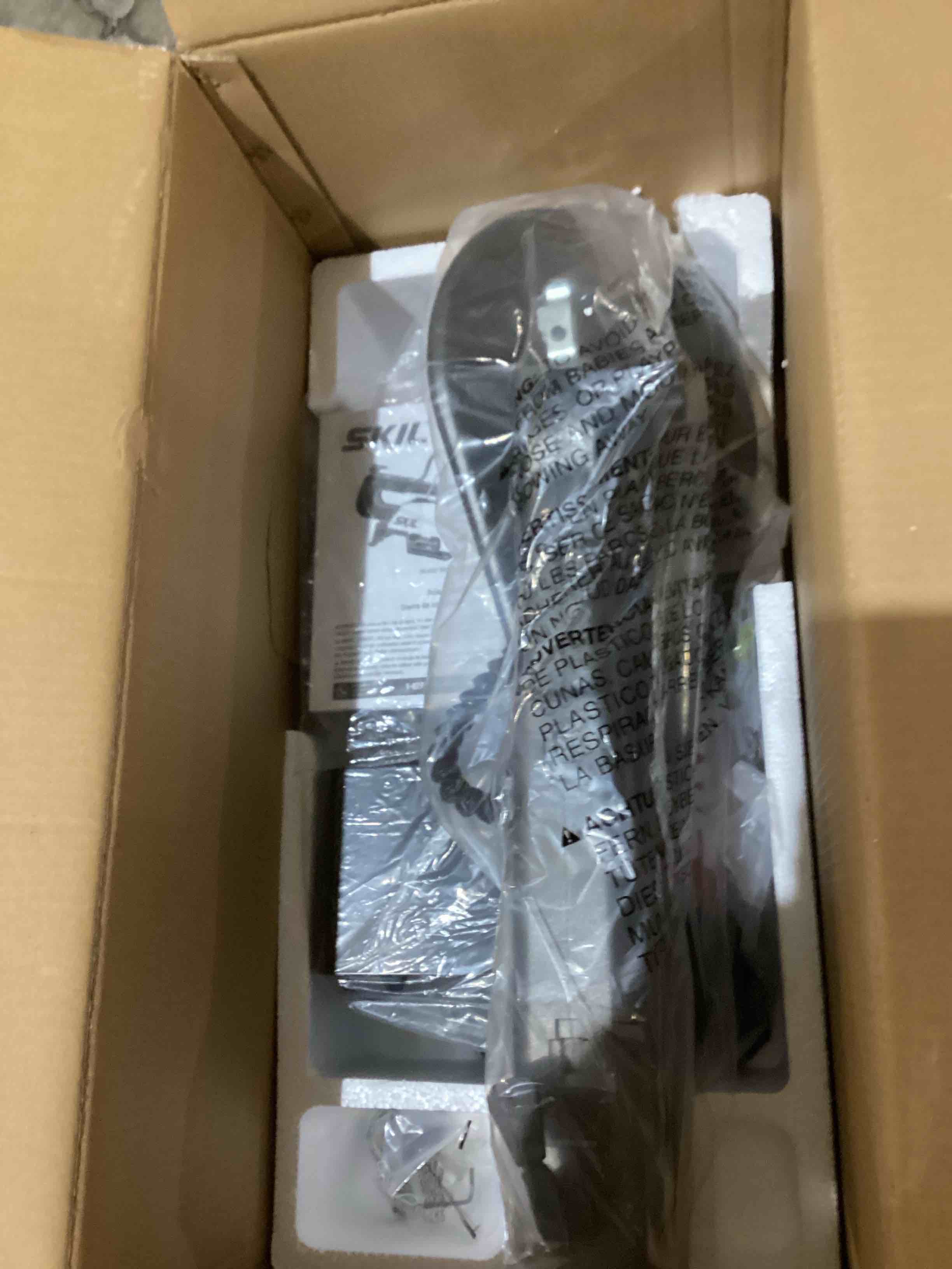 https://s3.amazonaws.com/lotting-images-prod/bidfta/BLU6143394_1710159424246.jpeg