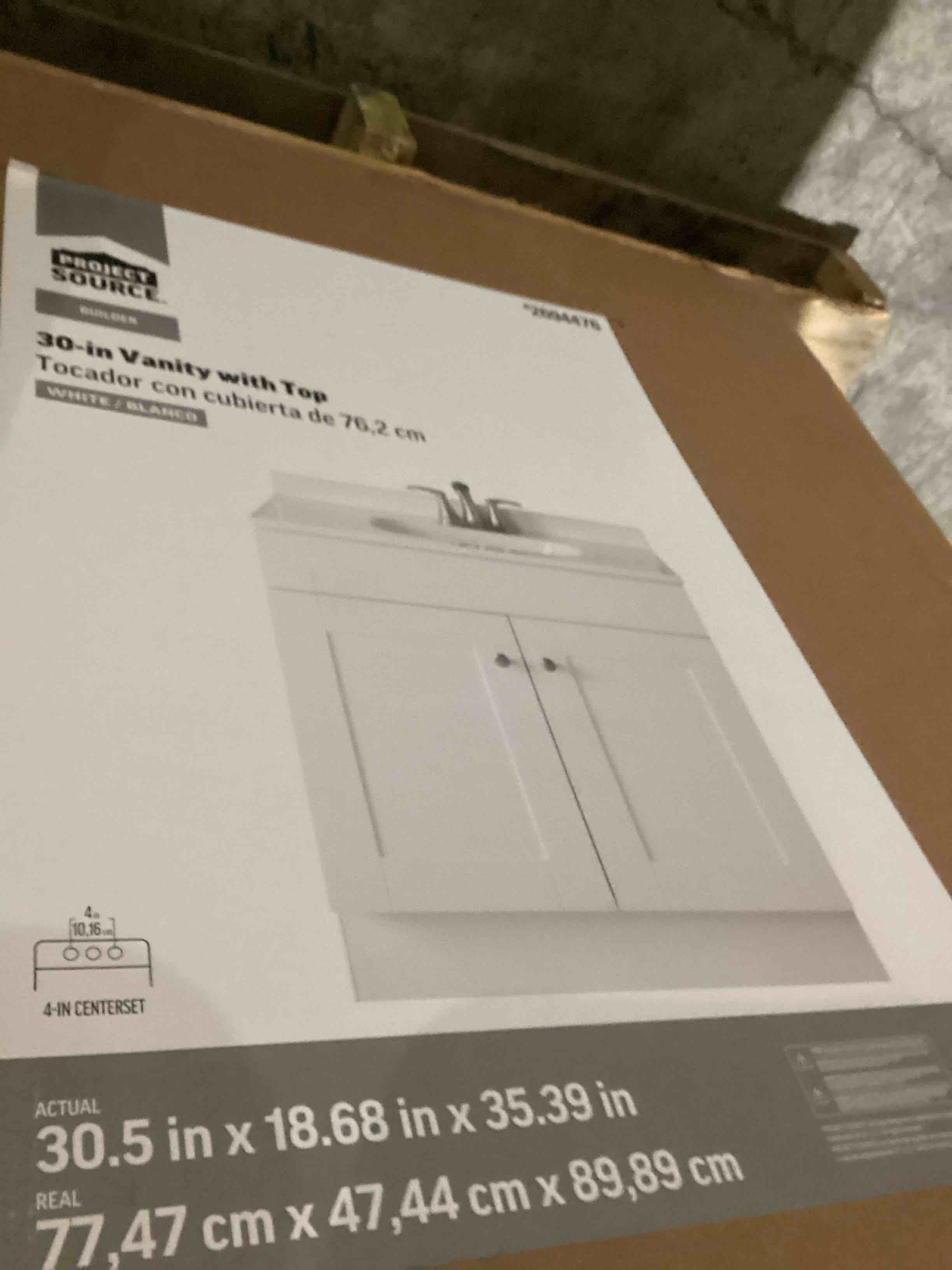https://s3.amazonaws.com/lotting-images-prod/bidfta/BLU6143395_1710159728398.jpeg