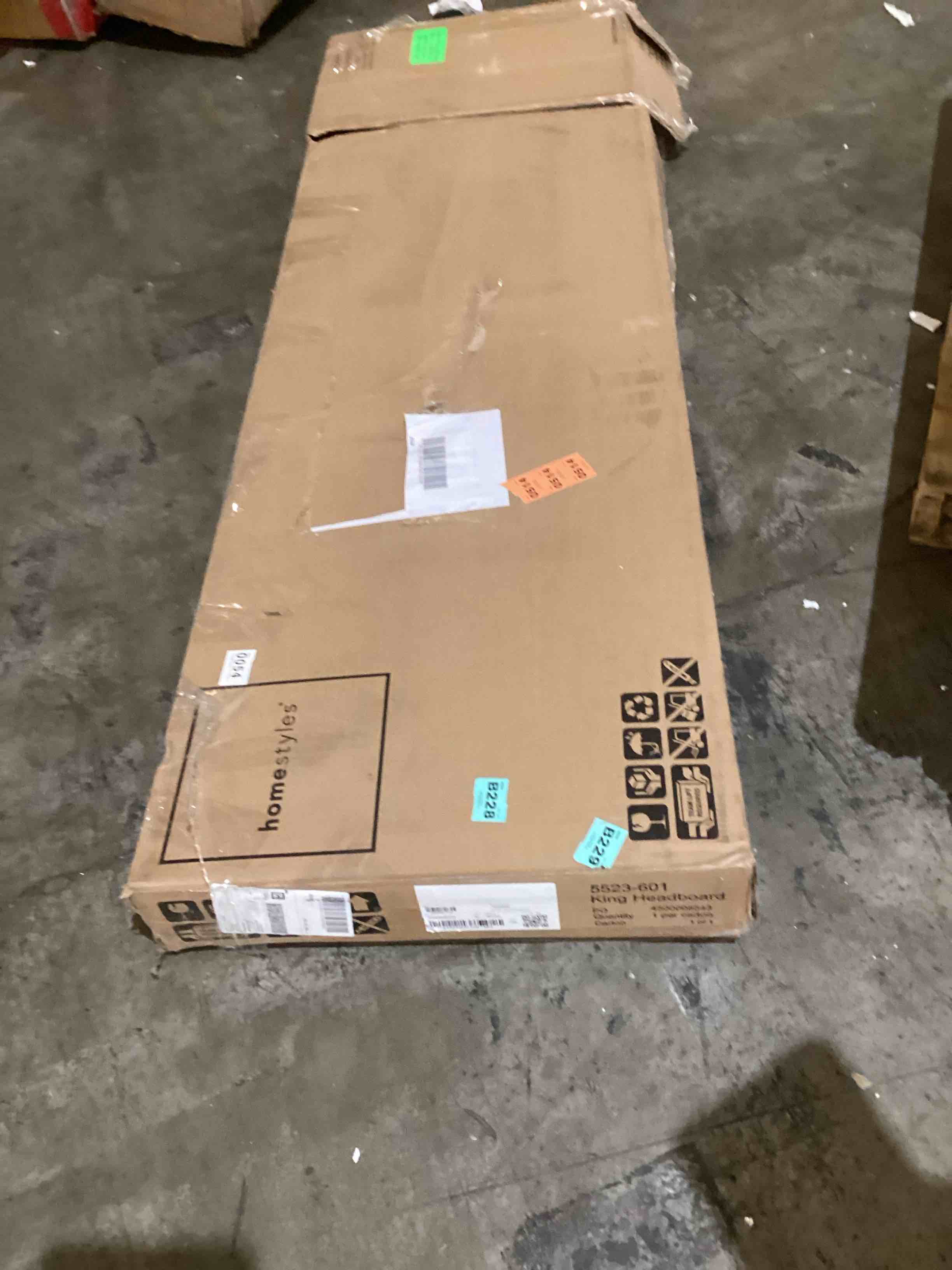 https://s3.amazonaws.com/lotting-images-prod/bidfta/BLU6143915_1711115653523.jpeg