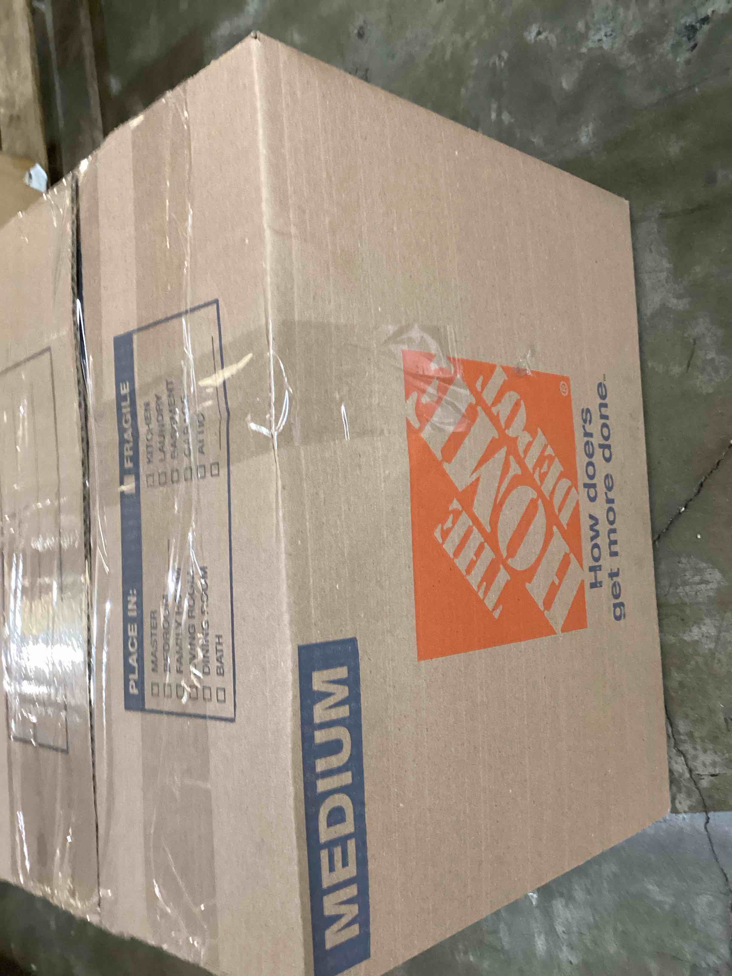 https://s3.amazonaws.com/lotting-images-prod/bidfta/BLU6144278_1712343880666.jpeg