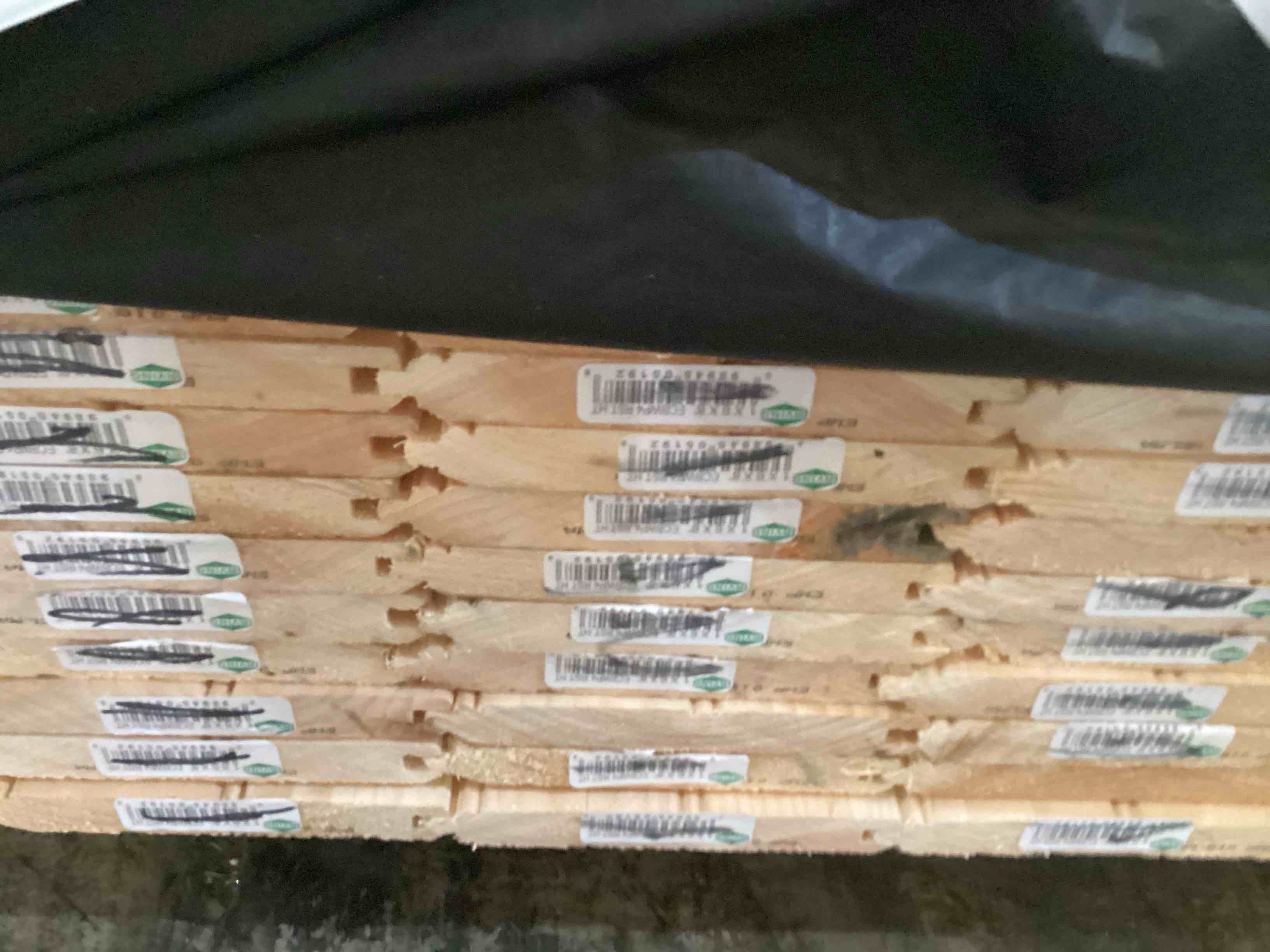 https://s3.amazonaws.com/lotting-images-prod/bidfta/BLU6144556_1721149870949.jpeg