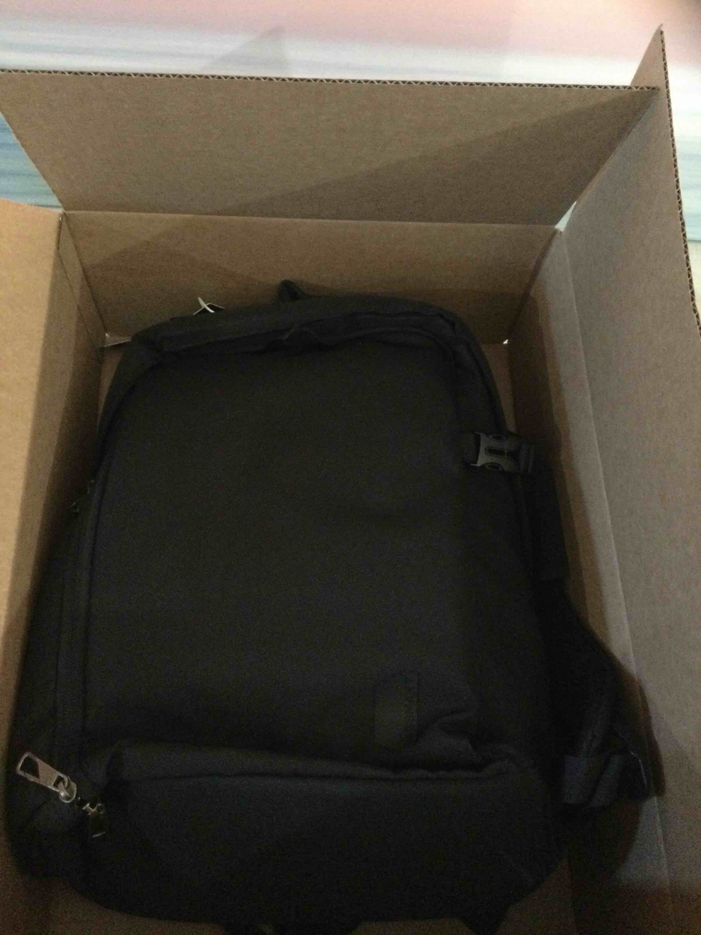 https://s3.amazonaws.com/lotting-images-prod/bidfta/BLU6145559_1726837503827.jpeg