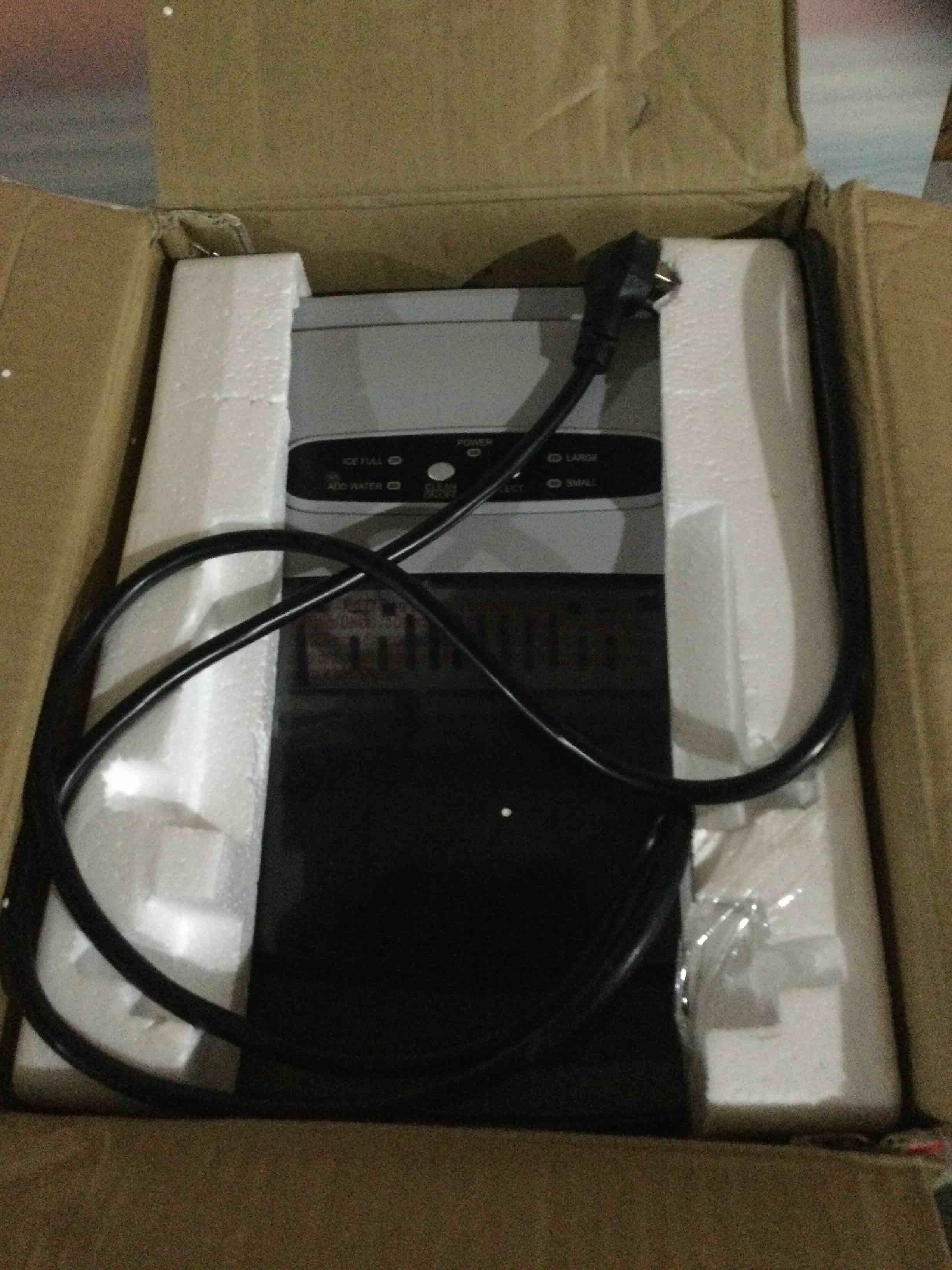 https://s3.amazonaws.com/lotting-images-prod/bidfta/BLU6145610_1727181186038.jpeg