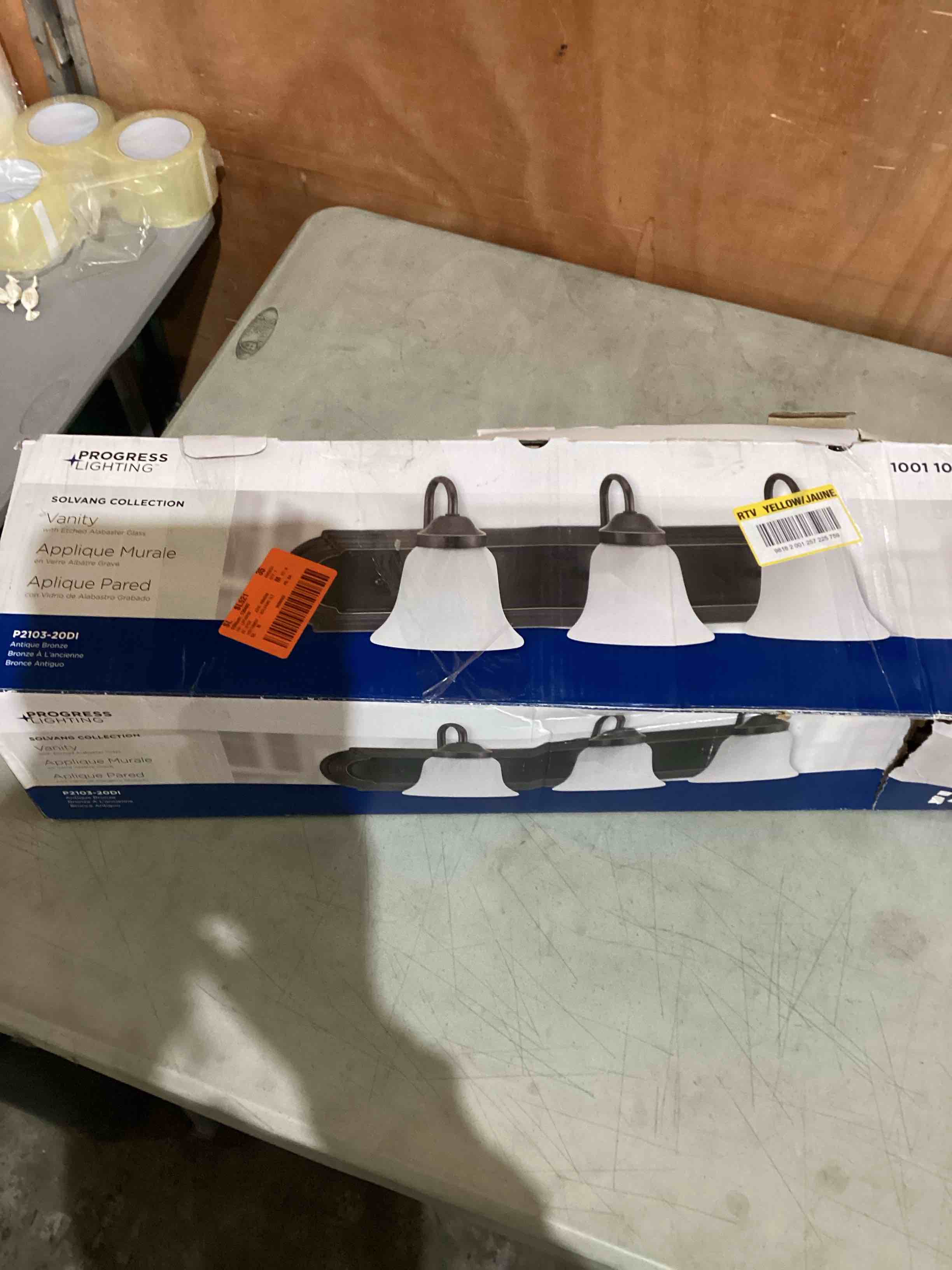 https://s3.amazonaws.com/lotting-images-prod/bidfta/BLU6146657_1714047170569.jpeg