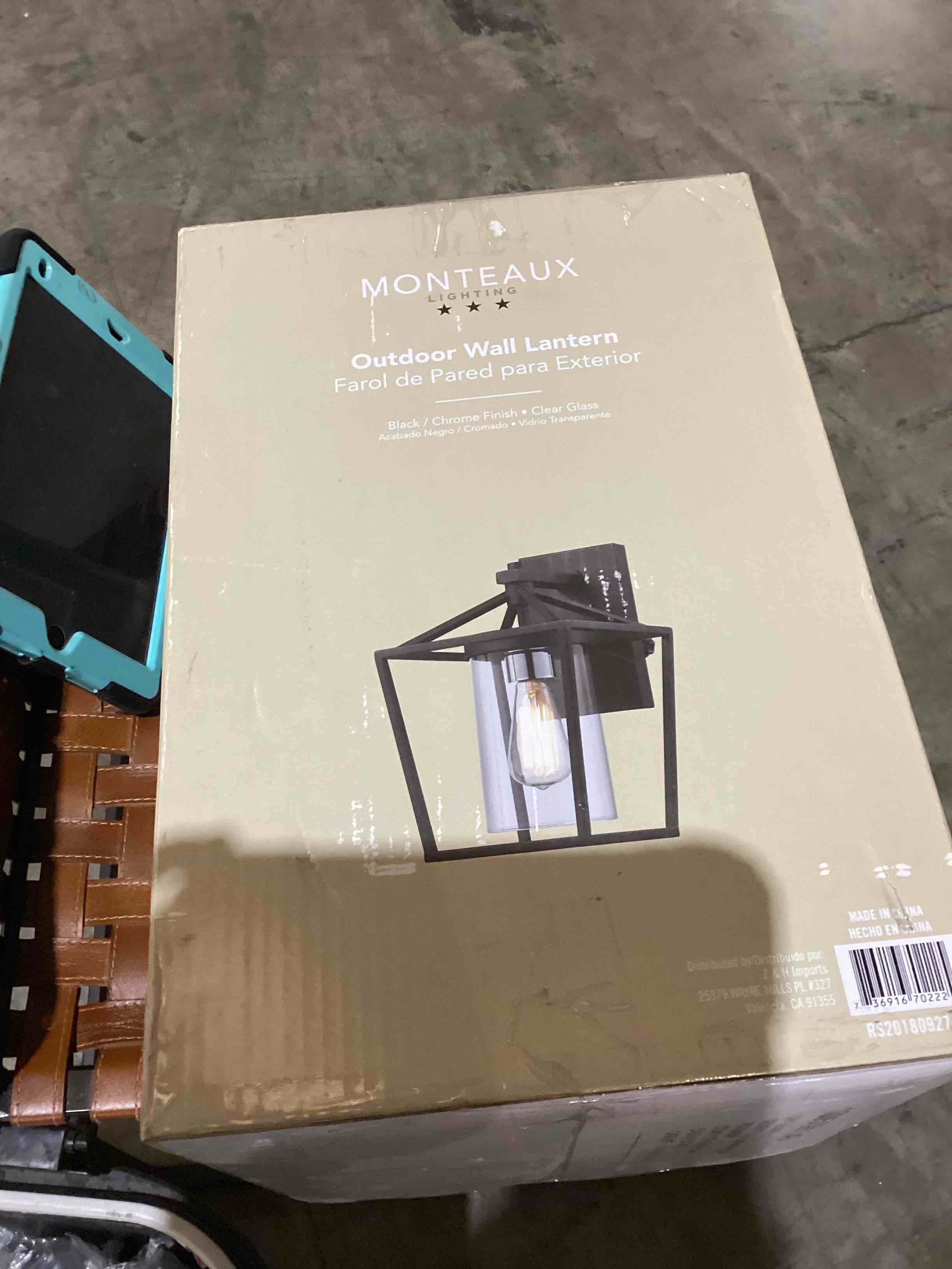 https://s3.amazonaws.com/lotting-images-prod/bidfta/BLU6146664_1714047506733.jpeg