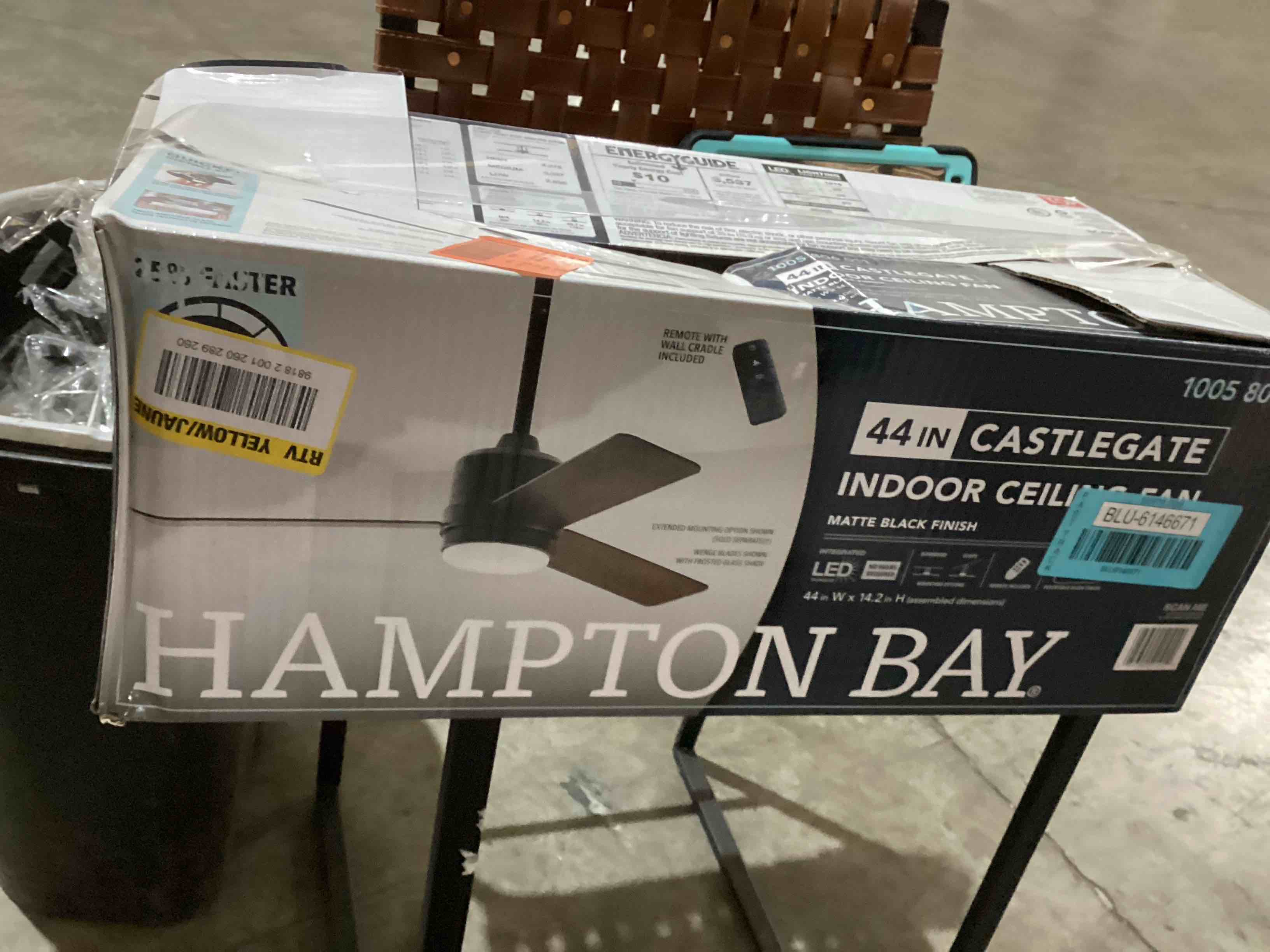 https://s3.amazonaws.com/lotting-images-prod/bidfta/BLU6146671_1714047852128.jpeg