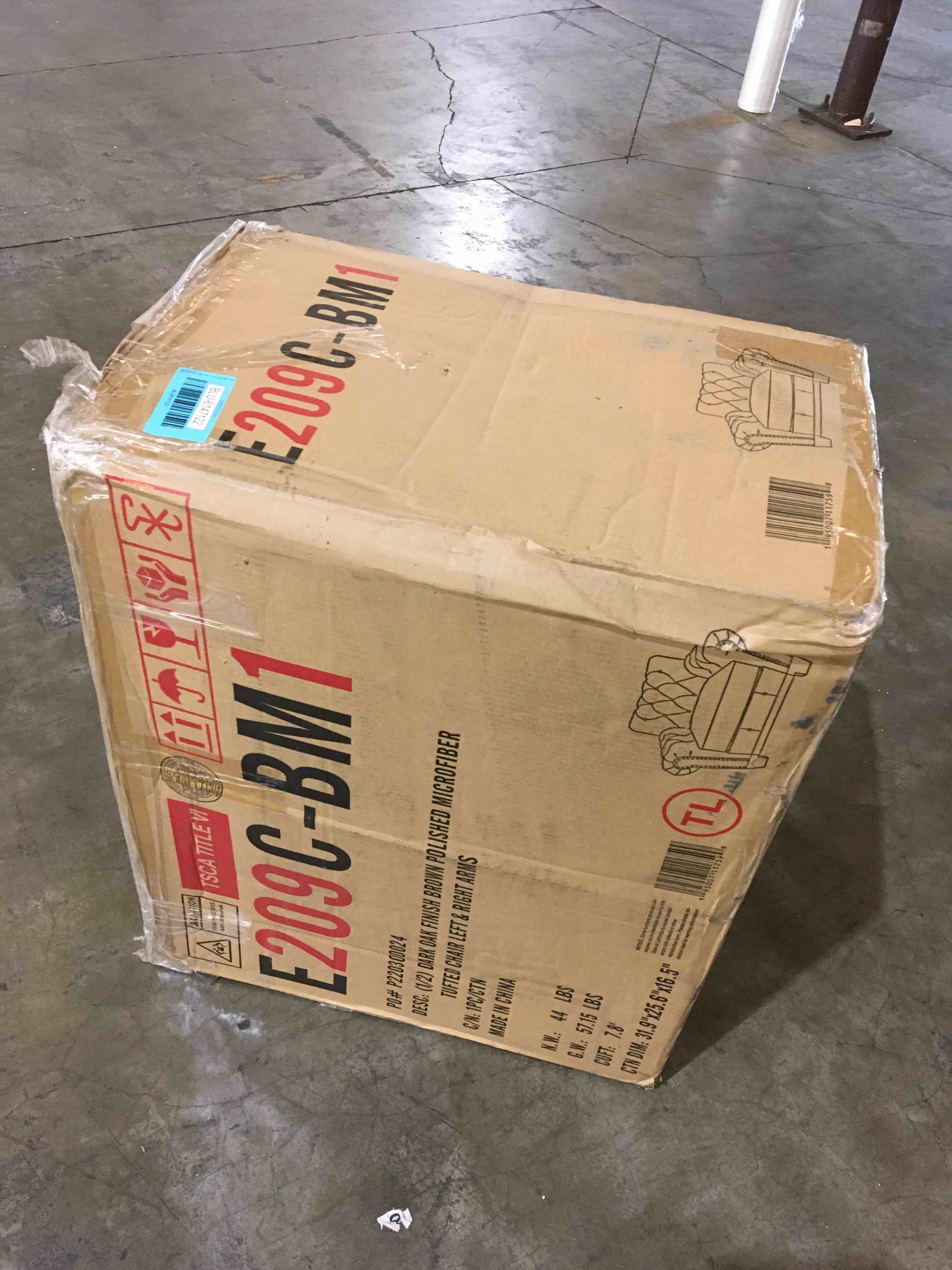 https://s3.amazonaws.com/lotting-images-prod/bidfta/BLU6147122_1714657837040.jpeg