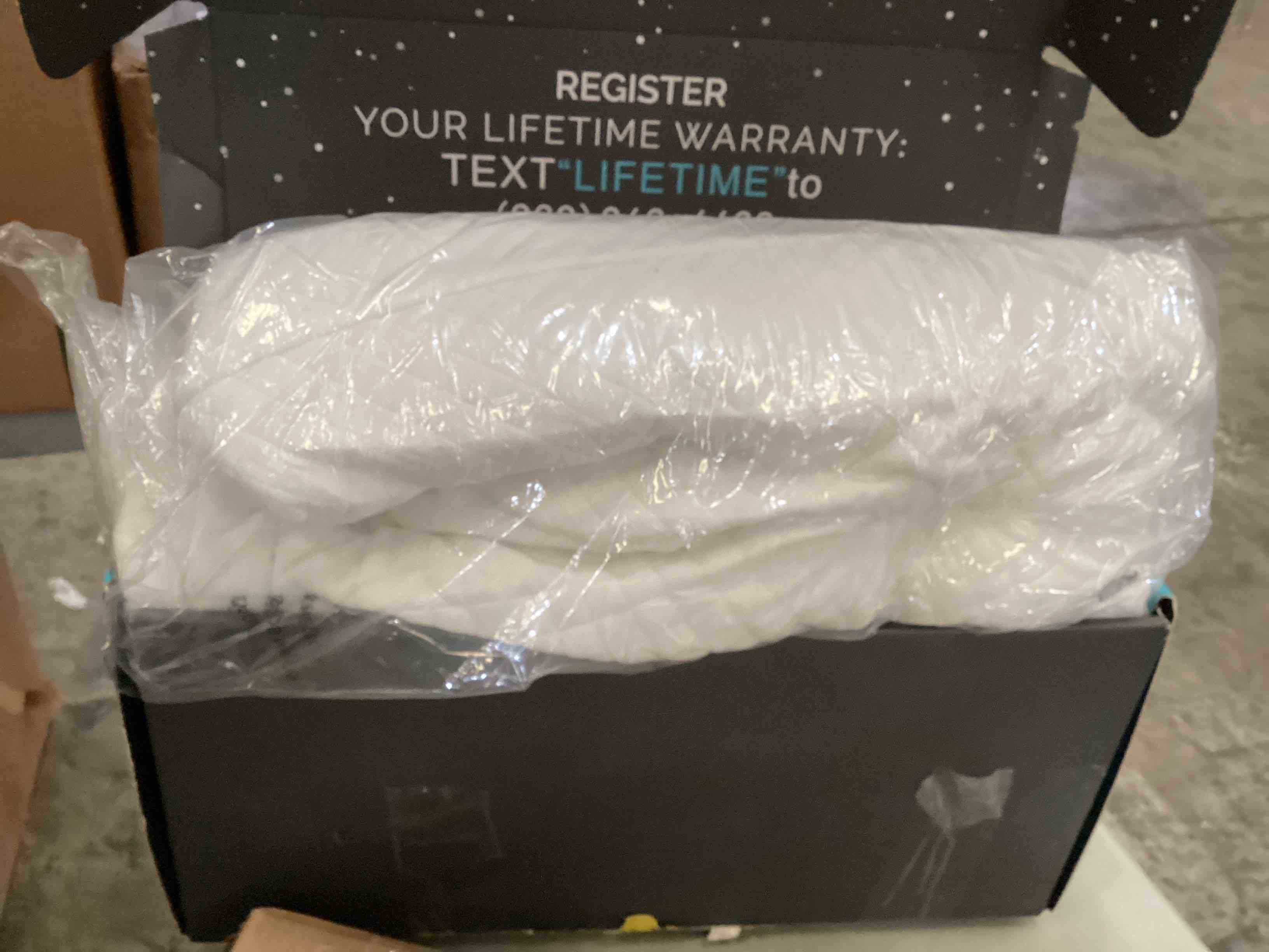 https://s3.amazonaws.com/lotting-images-prod/bidfta/BLU6147729_1719508646409.jpeg
