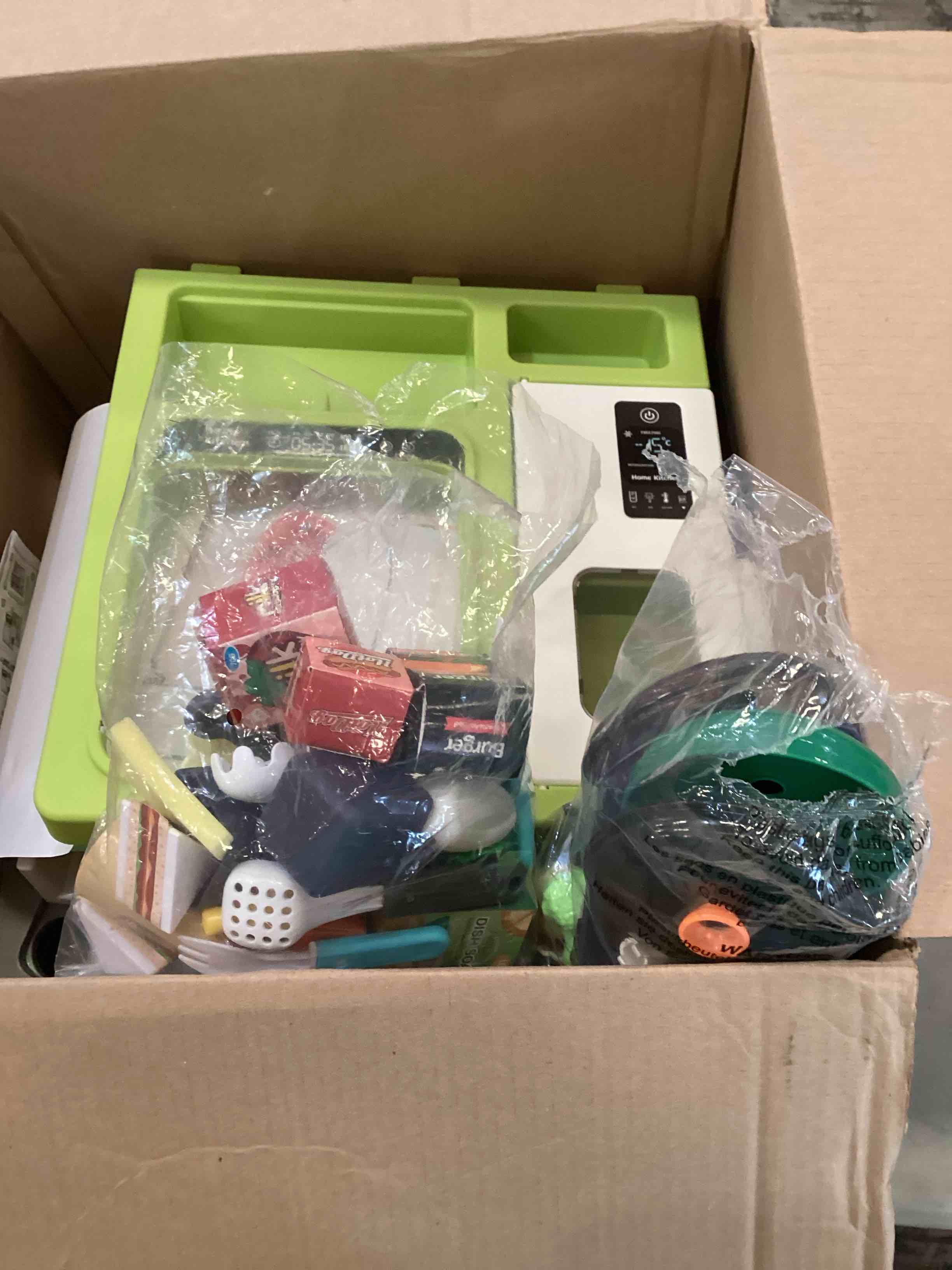 https://s3.amazonaws.com/lotting-images-prod/bidfta/BLU6147751_1719511129450.jpeg