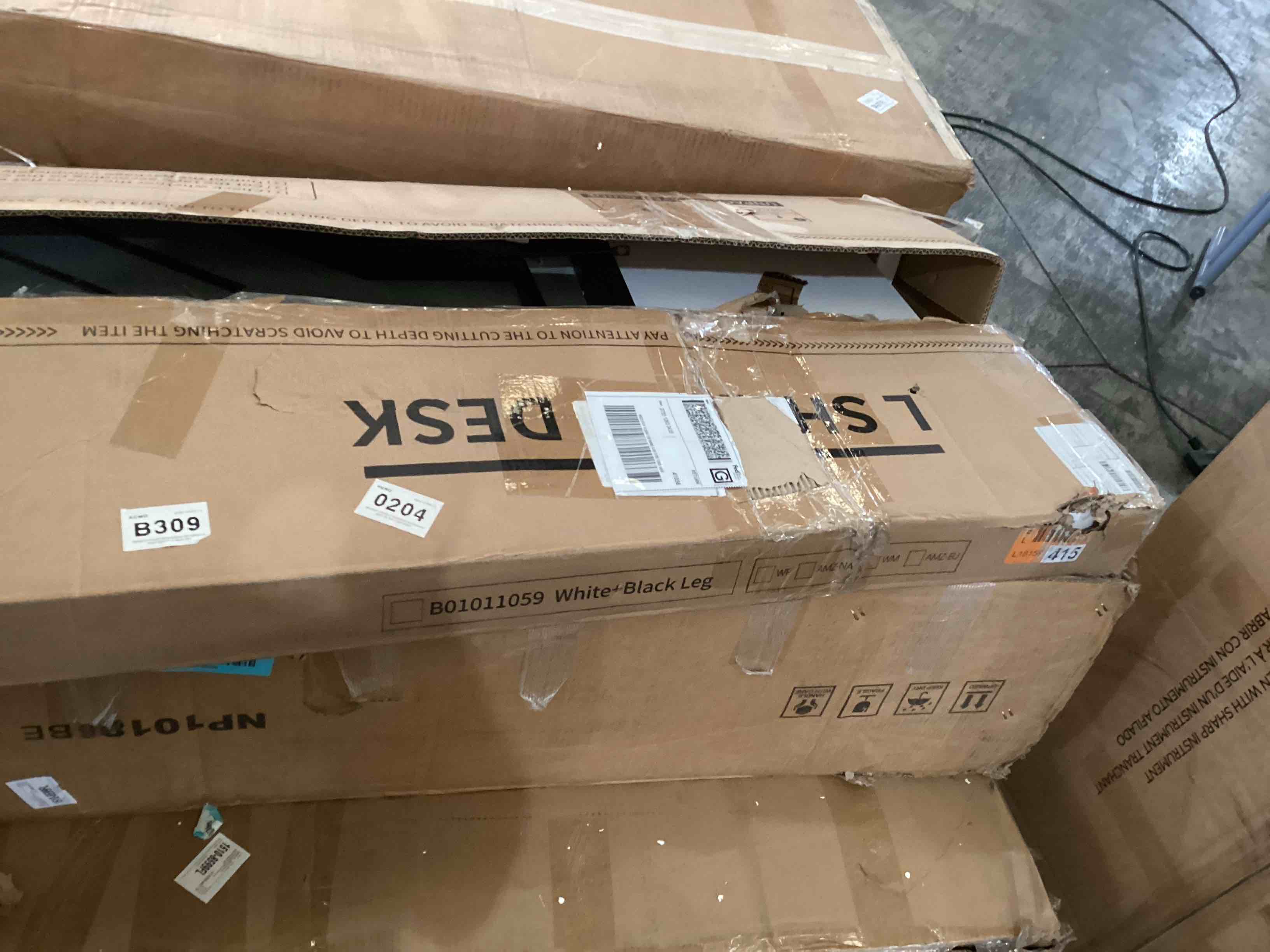 https://s3.amazonaws.com/lotting-images-prod/bidfta/BLU6148367_1721229109630.jpeg