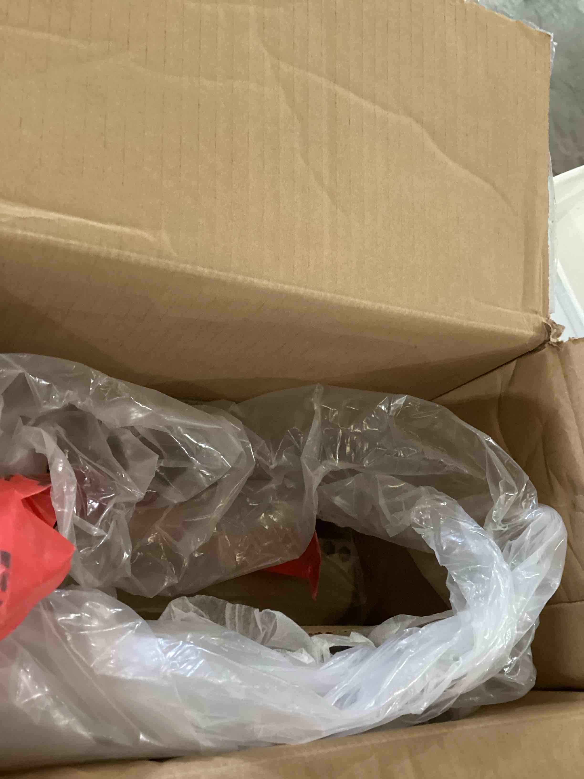 https://s3.amazonaws.com/lotting-images-prod/bidfta/BLU6148457_1721409503878.jpeg