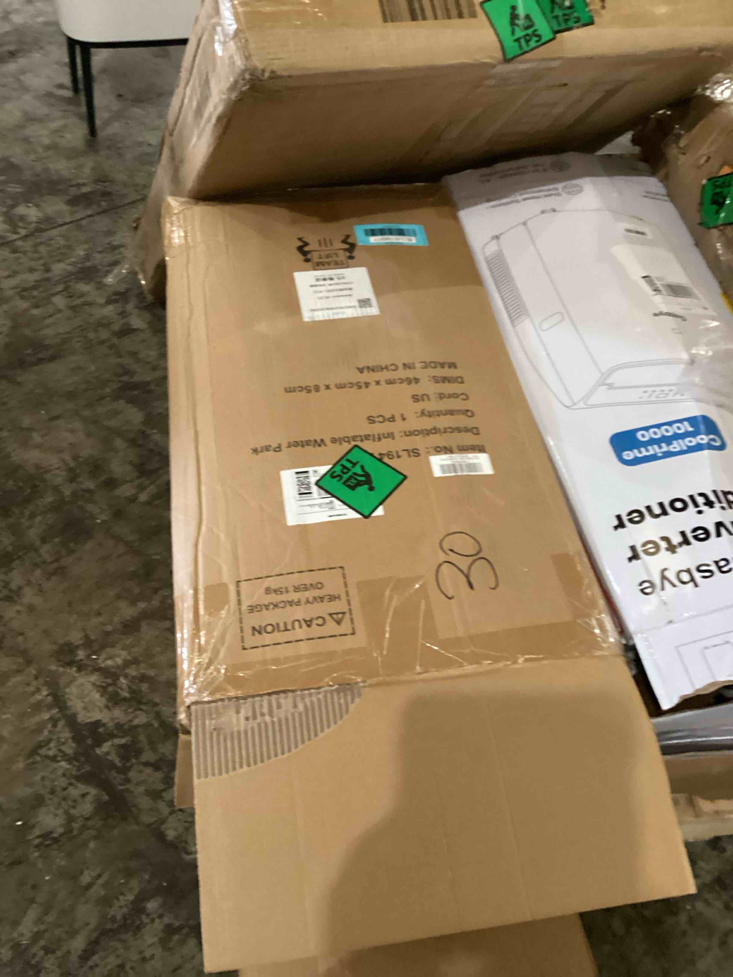 https://s3.amazonaws.com/lotting-images-prod/bidfta/BLU6148917_1722343450042.jpeg