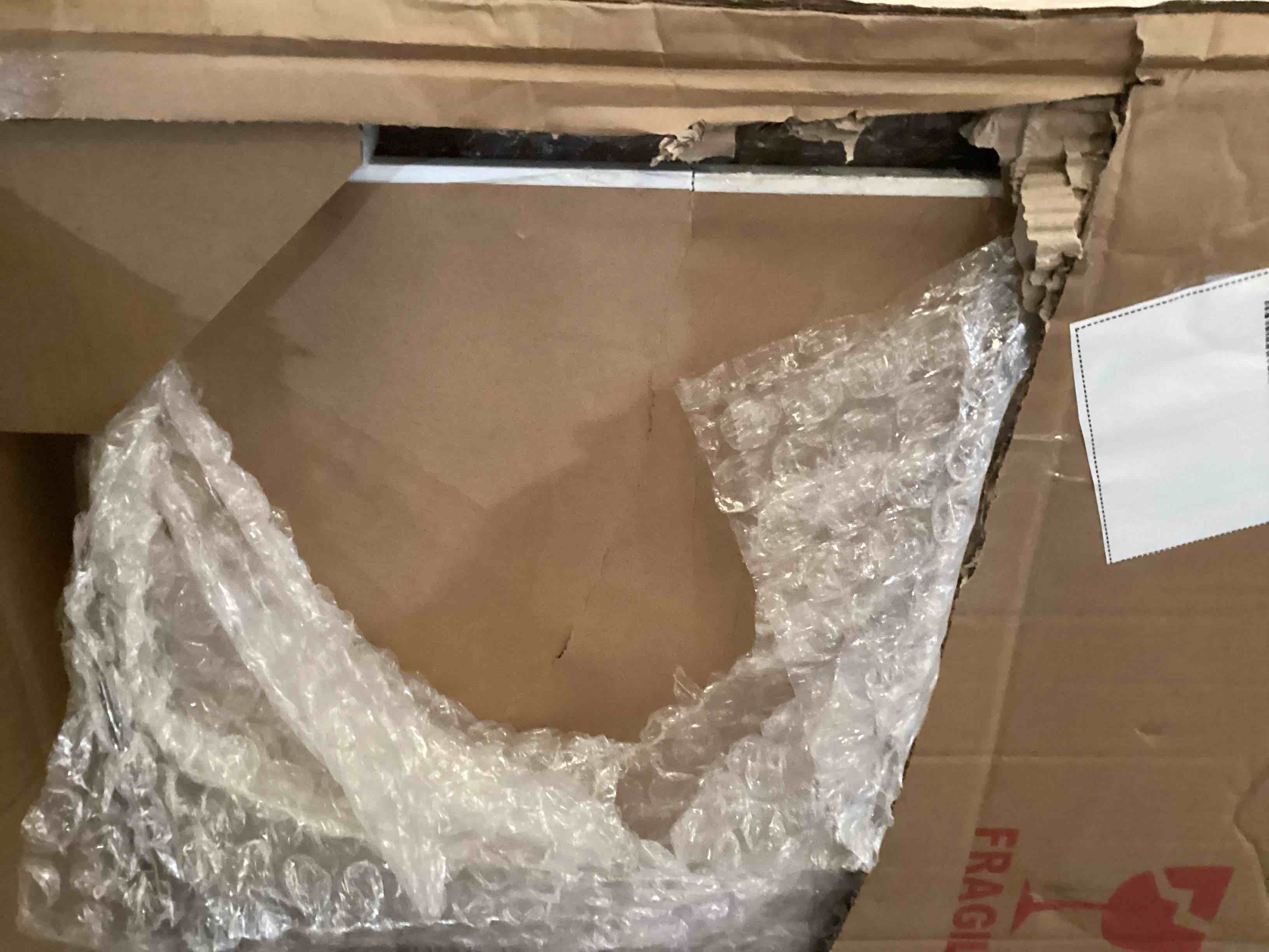 https://s3.amazonaws.com/lotting-images-prod/bidfta/BLU6150896_1722952407277.jpeg