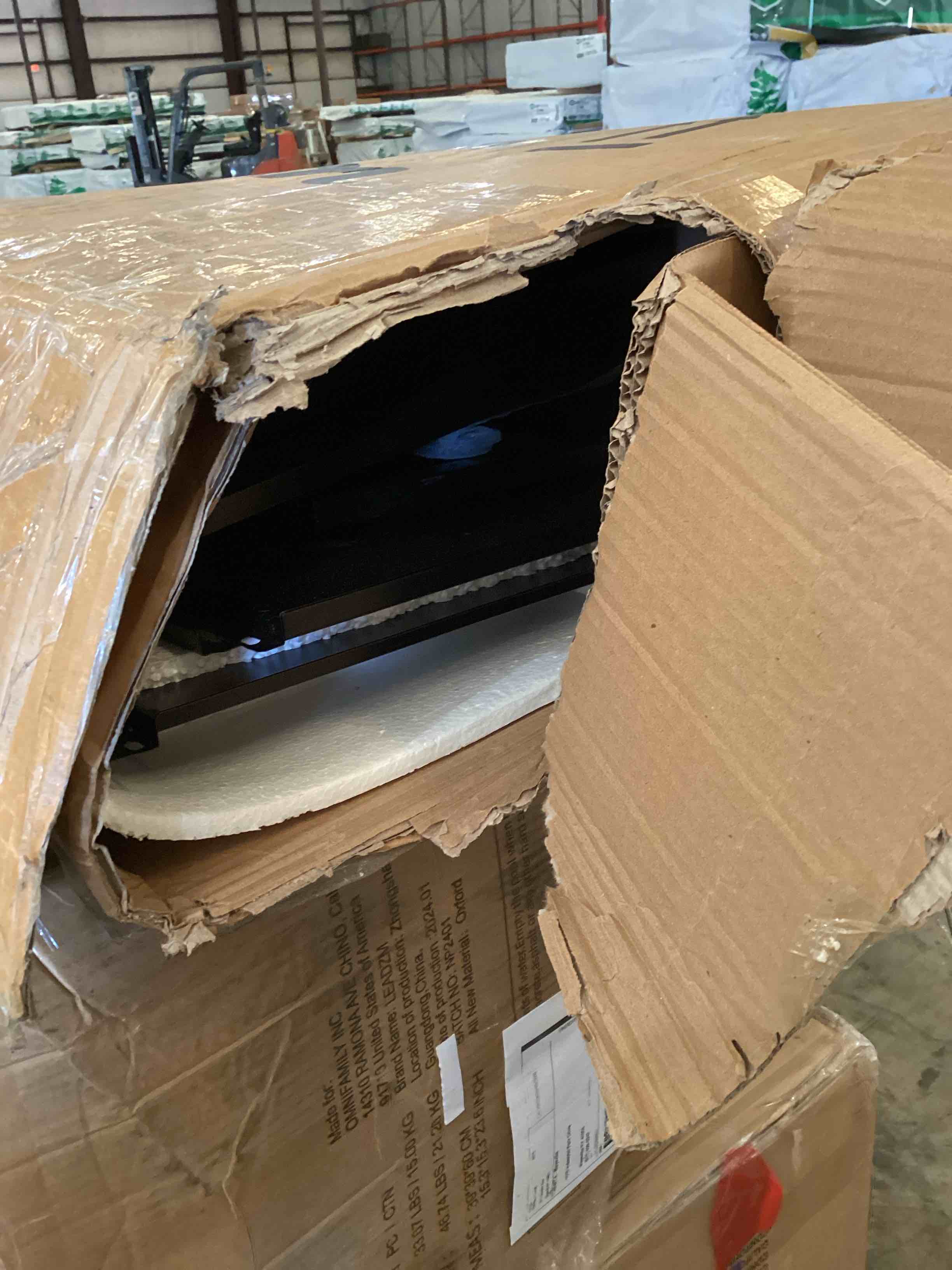https://s3.amazonaws.com/lotting-images-prod/bidfta/BLU6151444_1723650432505.jpeg