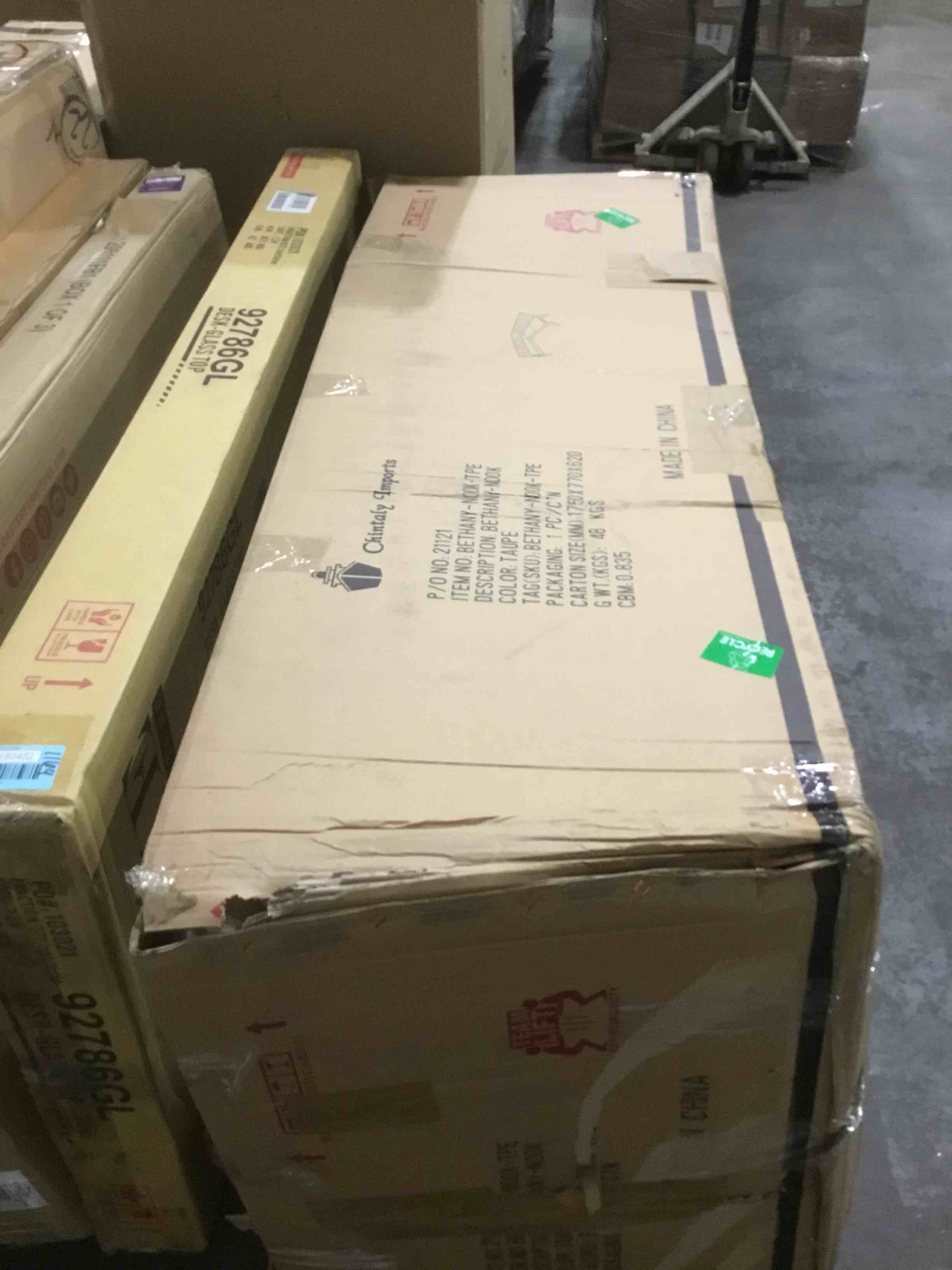 https://s3.amazonaws.com/lotting-images-prod/bidfta/BLU6180467_1716223859127.jpeg