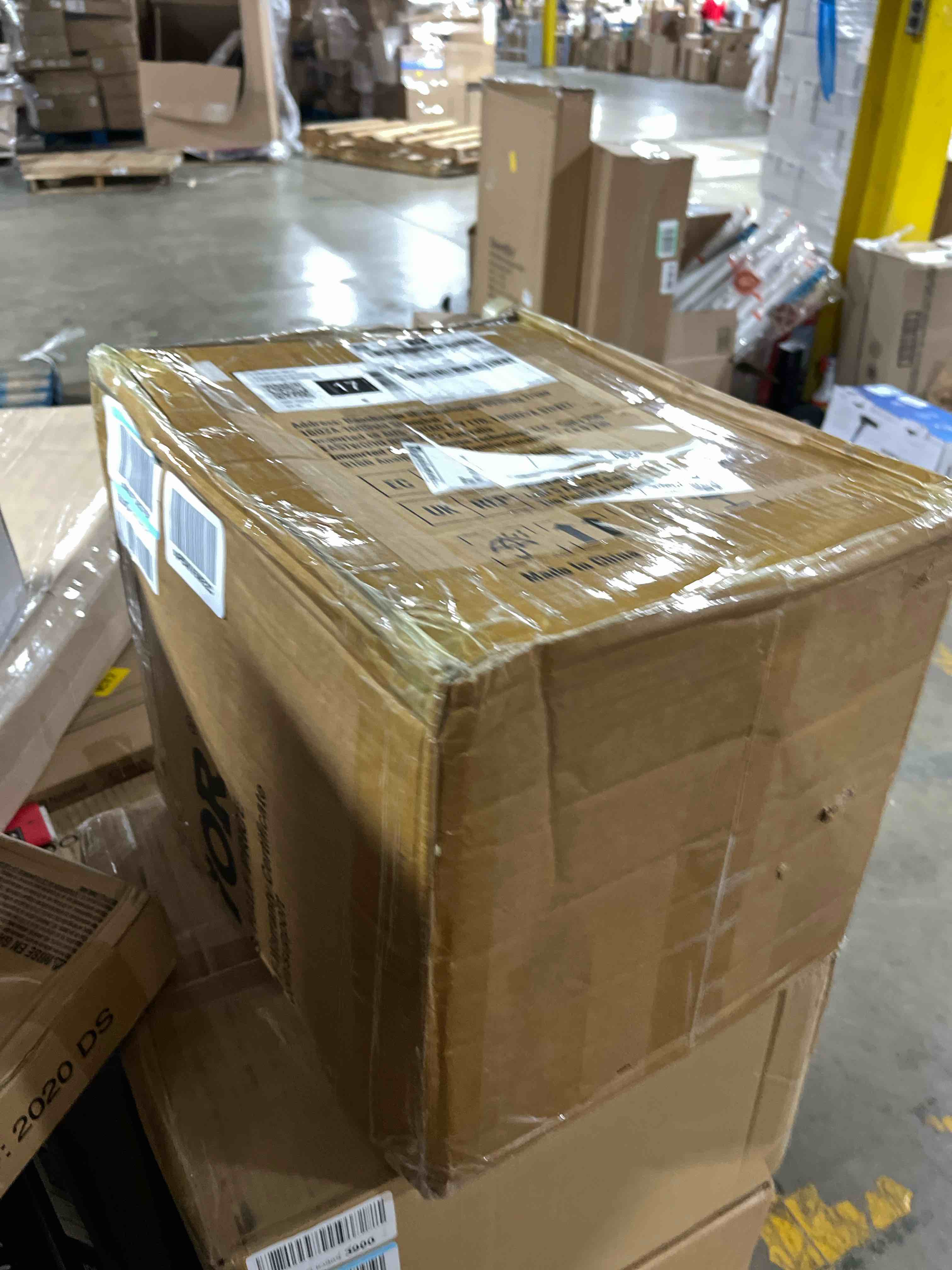https://s3.amazonaws.com/lotting-images-prod/bidfta/BLU6188740_1714506276550.jpeg