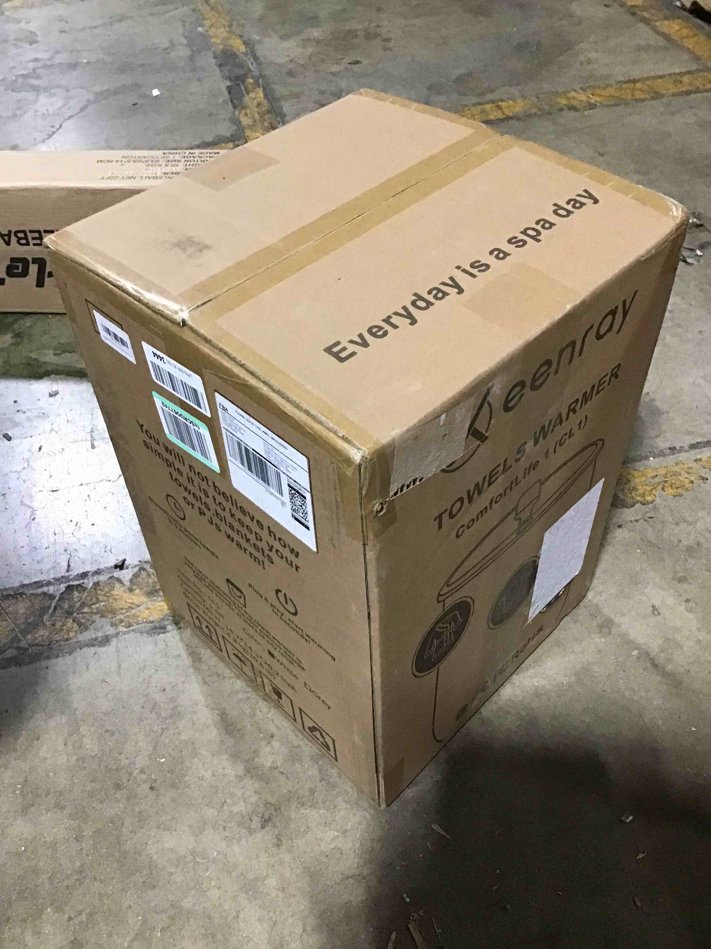 https://s3.amazonaws.com/lotting-images-prod/bidfta/BLU6190437_1714658238384.jpeg