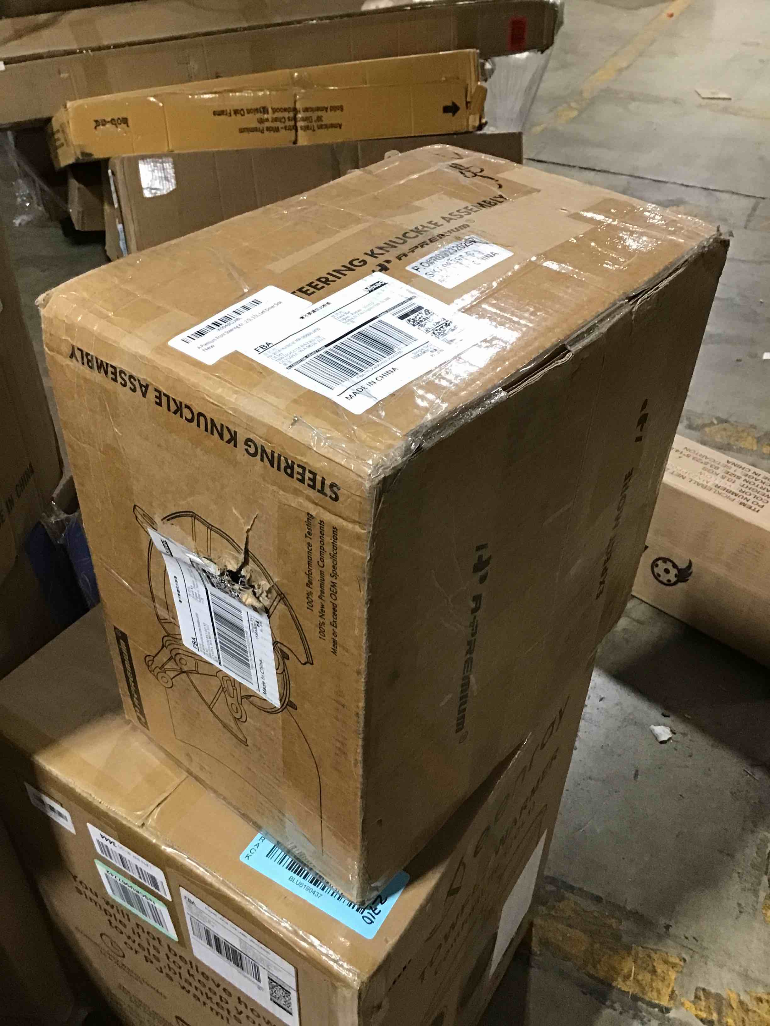 https://s3.amazonaws.com/lotting-images-prod/bidfta/BLU6190438_1714658449441.jpeg