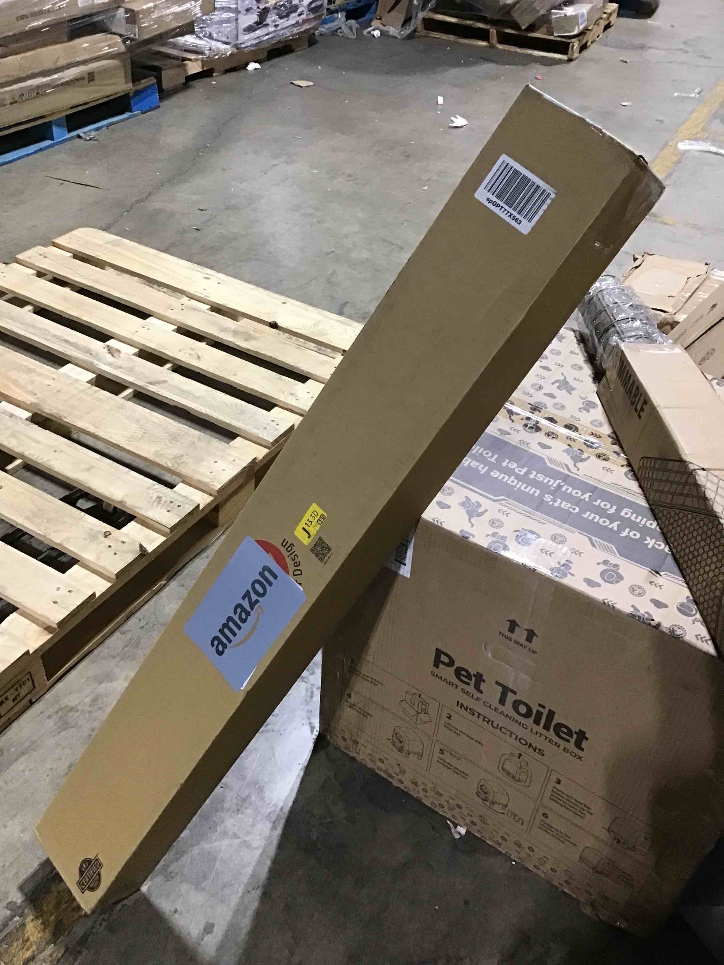https://s3.amazonaws.com/lotting-images-prod/bidfta/BLU6190440_1714659649802.jpeg