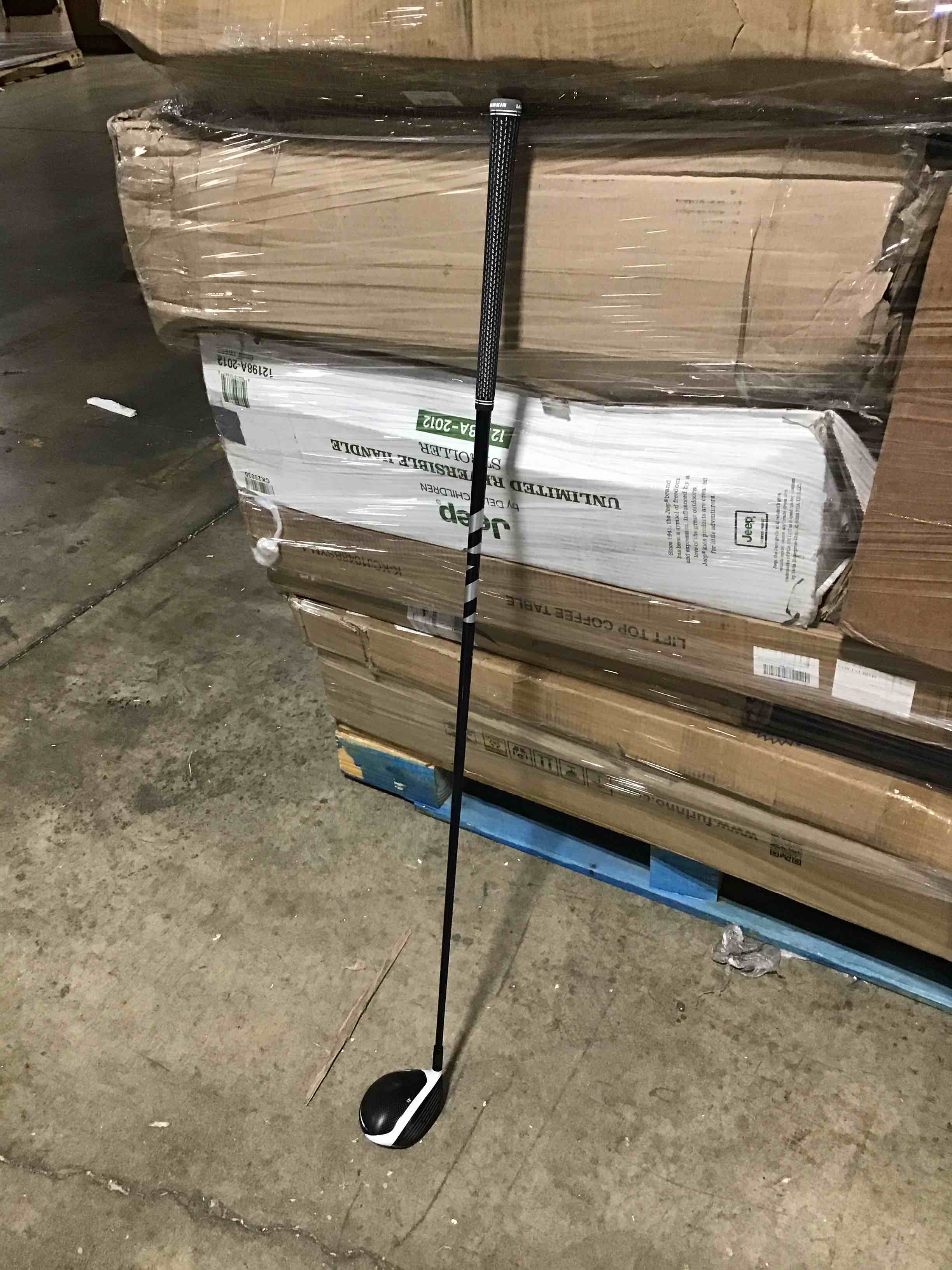 https://s3.amazonaws.com/lotting-images-prod/bidfta/BLU6190455_1714661232637.jpeg