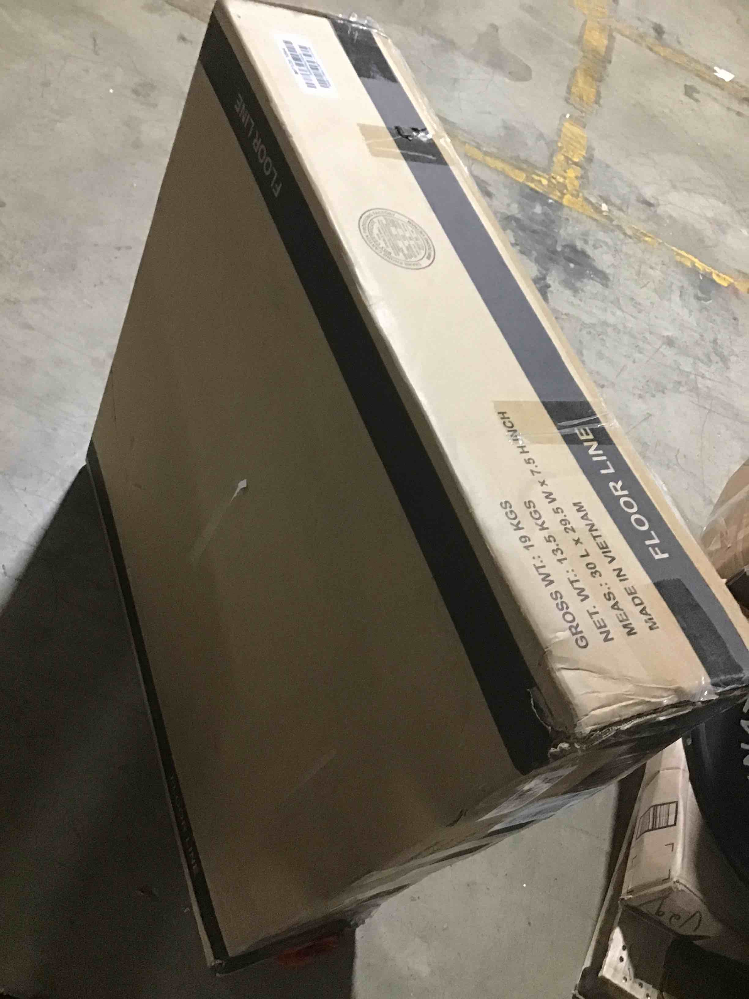 https://s3.amazonaws.com/lotting-images-prod/bidfta/BLU6191147_1715780387302.jpeg