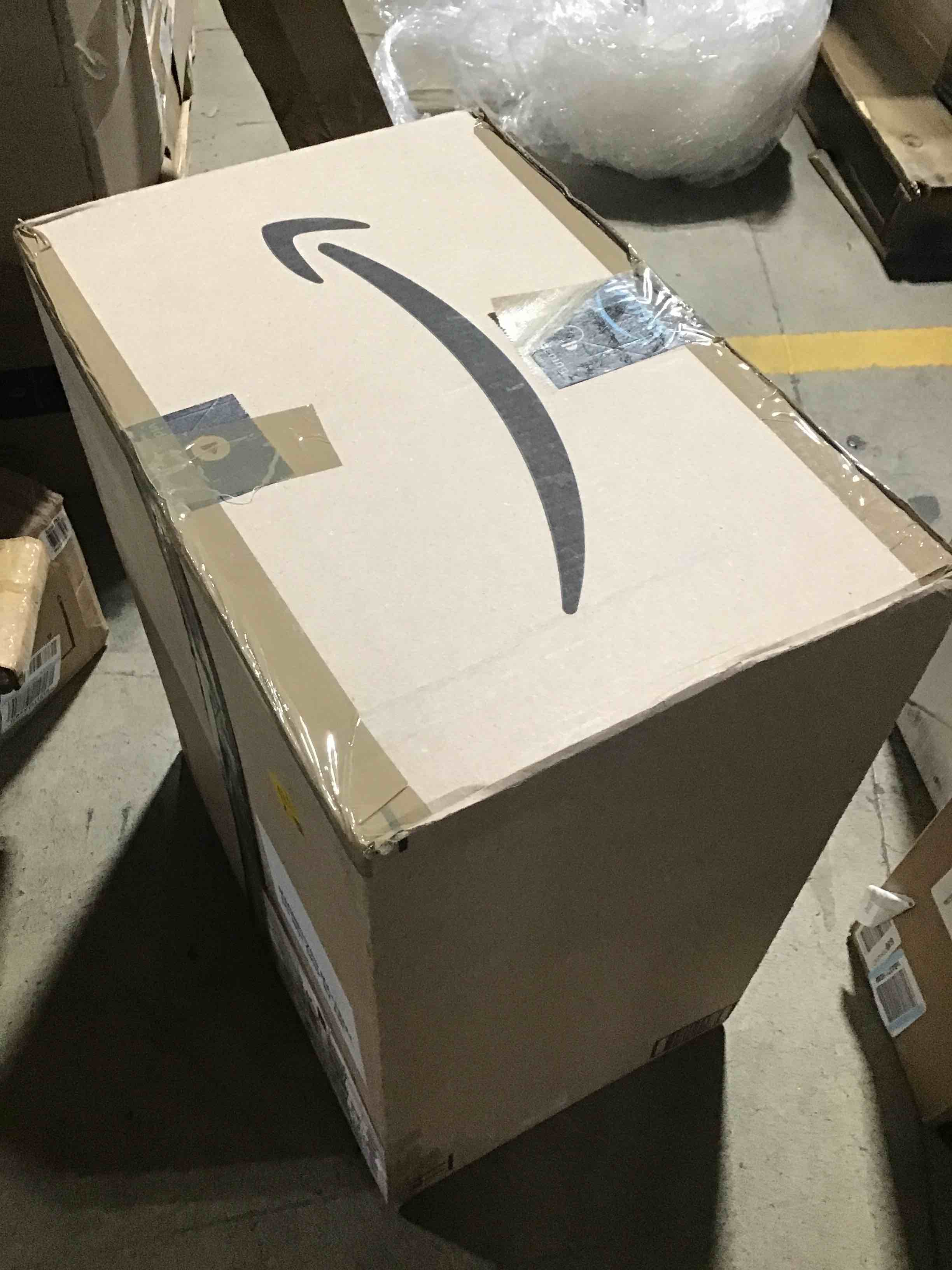 https://s3.amazonaws.com/lotting-images-prod/bidfta/BLU6191777_1716907854327.jpeg