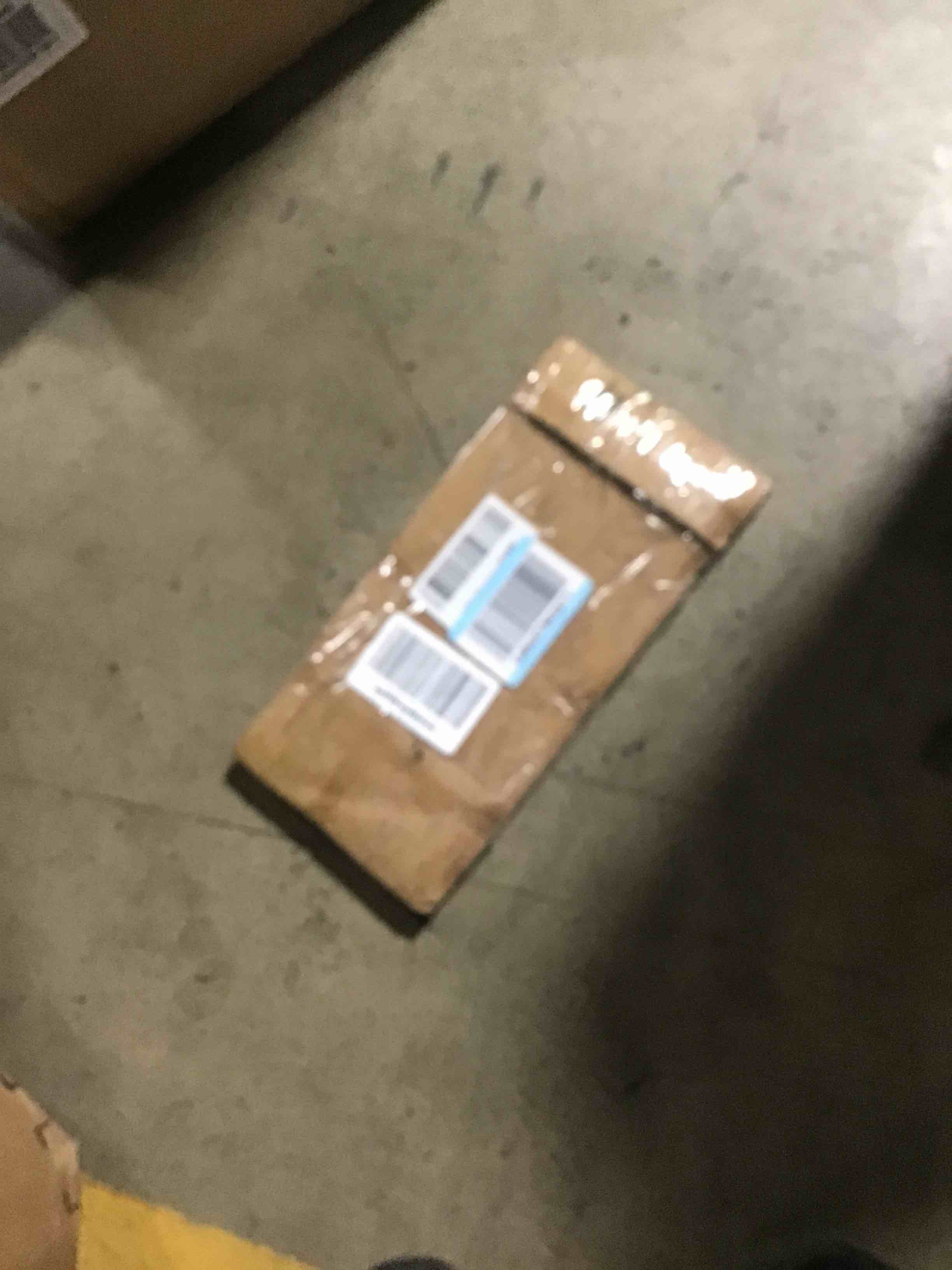 https://s3.amazonaws.com/lotting-images-prod/bidfta/BLU6191780_1716907951824.jpeg
