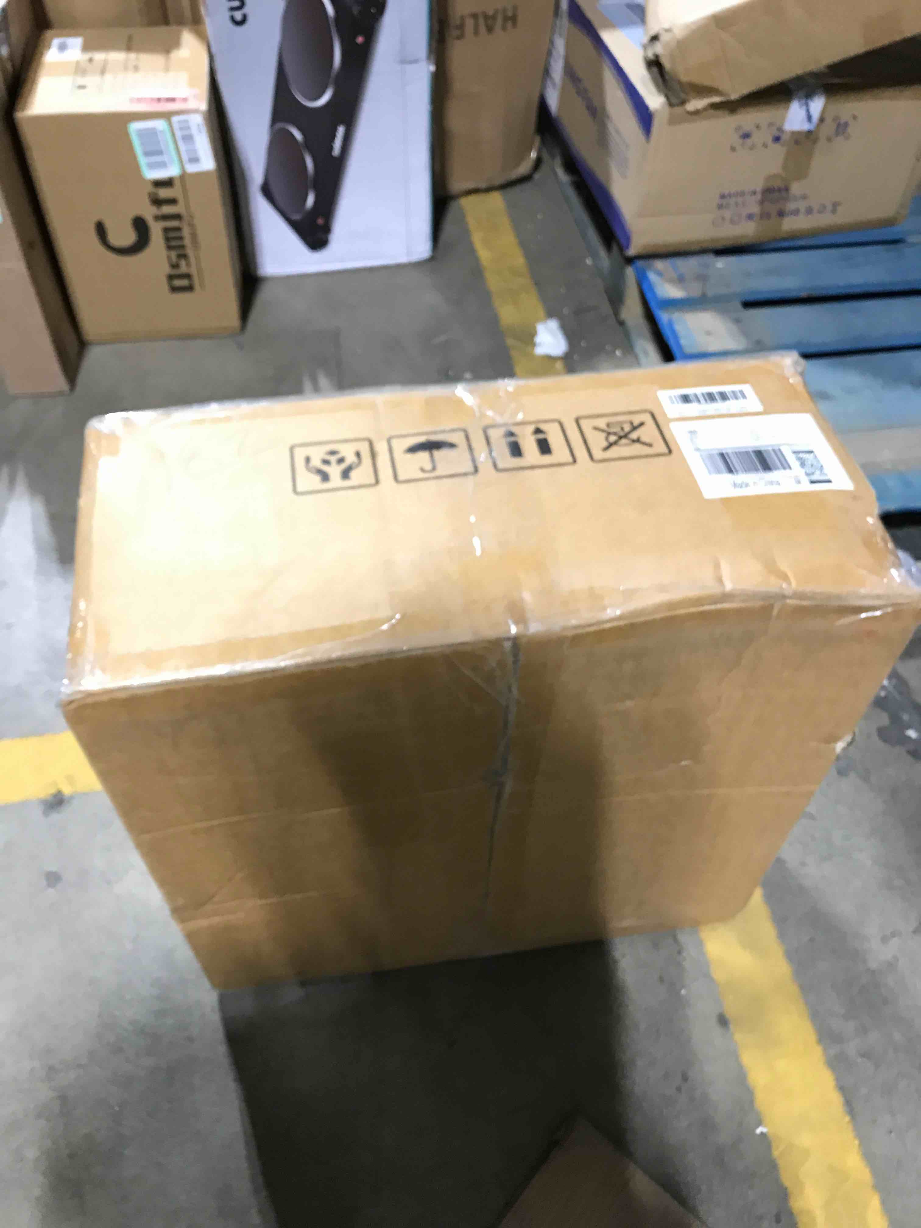 https://s3.amazonaws.com/lotting-images-prod/bidfta/BLU6192542_1715197293714.jpeg
