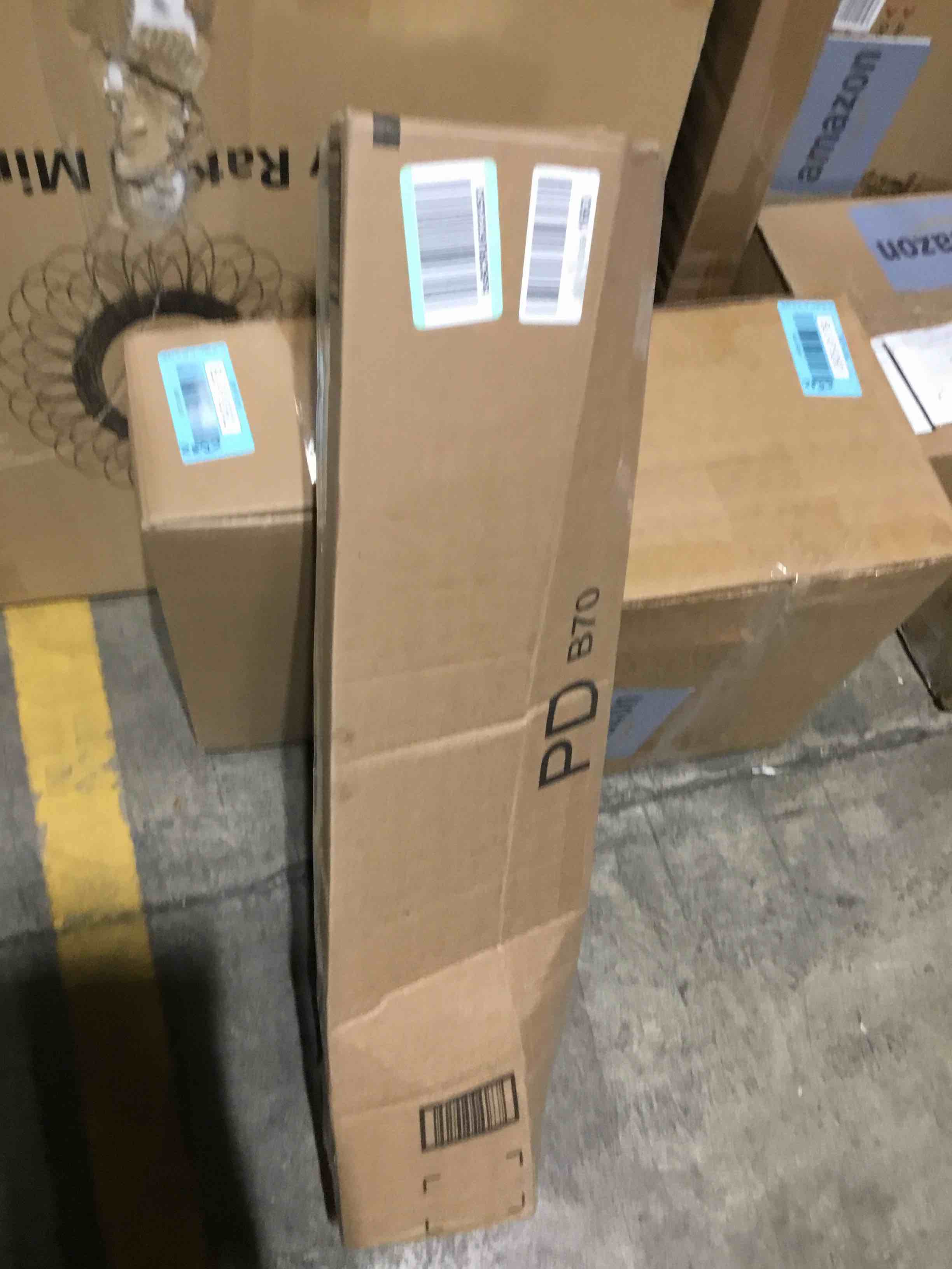 https://s3.amazonaws.com/lotting-images-prod/bidfta/BLU6192603_1715197853506.jpeg
