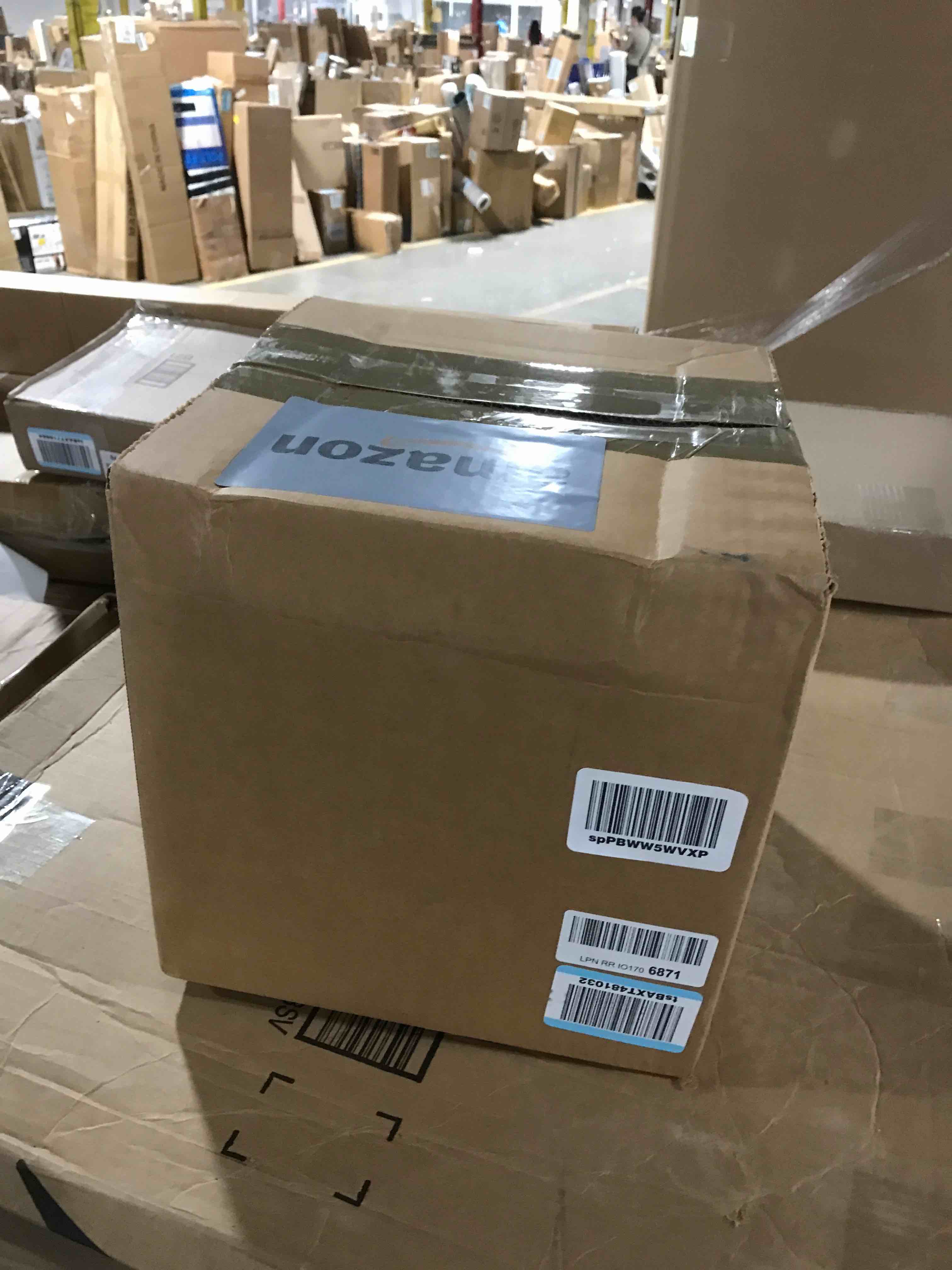 https://s3.amazonaws.com/lotting-images-prod/bidfta/BLU6192954_1715608554948.jpeg