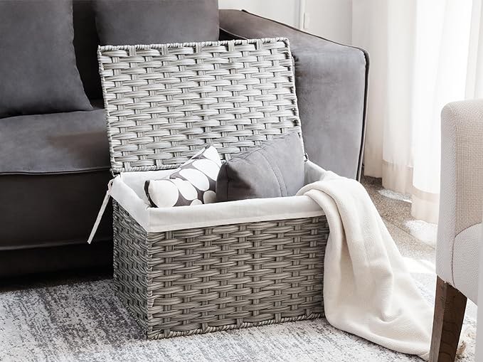 StorageWorks Wicker Storage Basket with Lid, 65L Square Wicker Baskets with lids and Removable Liner, Wicker Storage Trunk, Wicker Basket with Lid for Bedroom, Closet, Bathroom - Grey