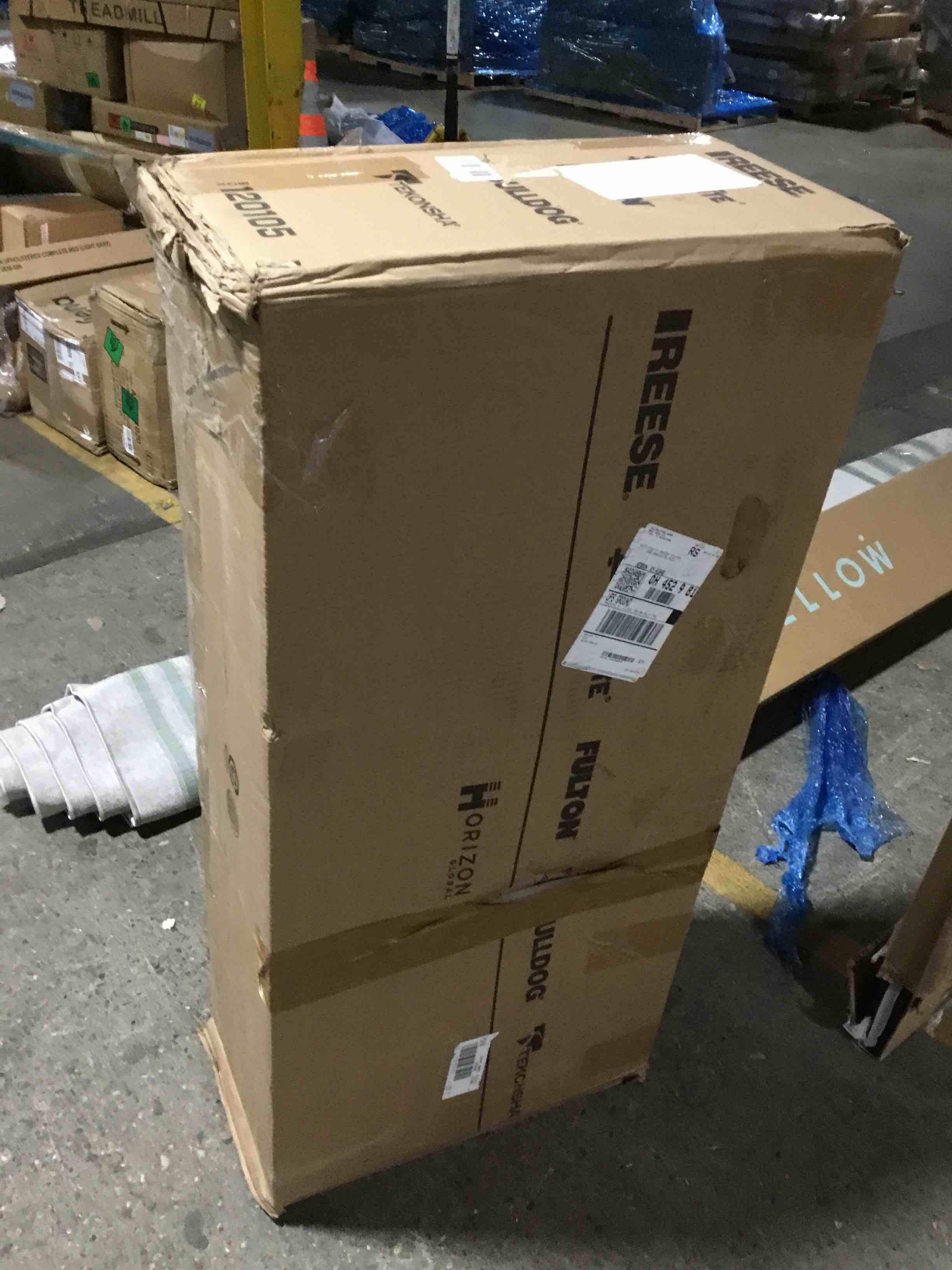 https://s3.amazonaws.com/lotting-images-prod/bidfta/BLU6194391_1716216620973.jpeg