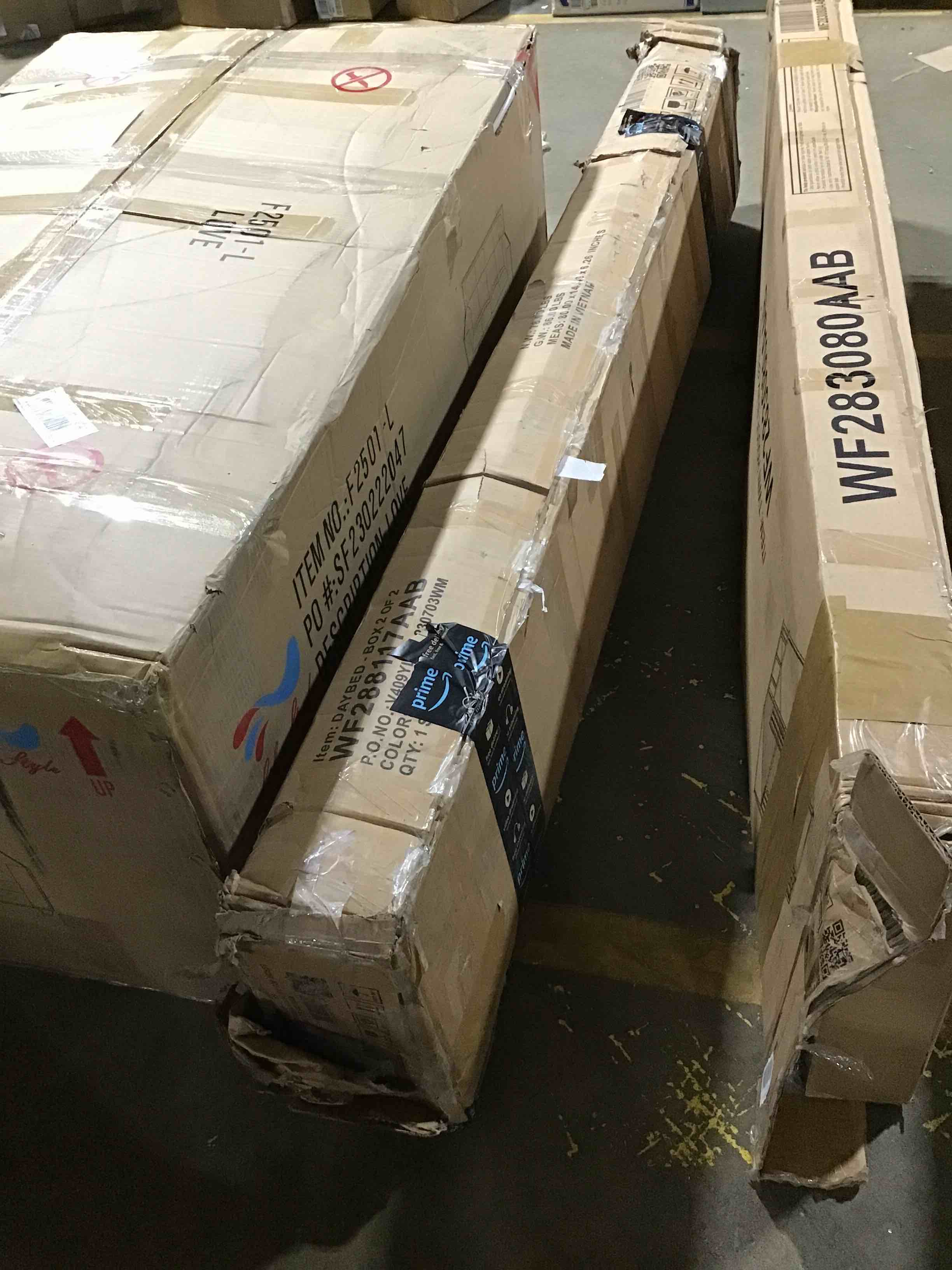 https://s3.amazonaws.com/lotting-images-prod/bidfta/BLU6194414_1716213938196.jpeg