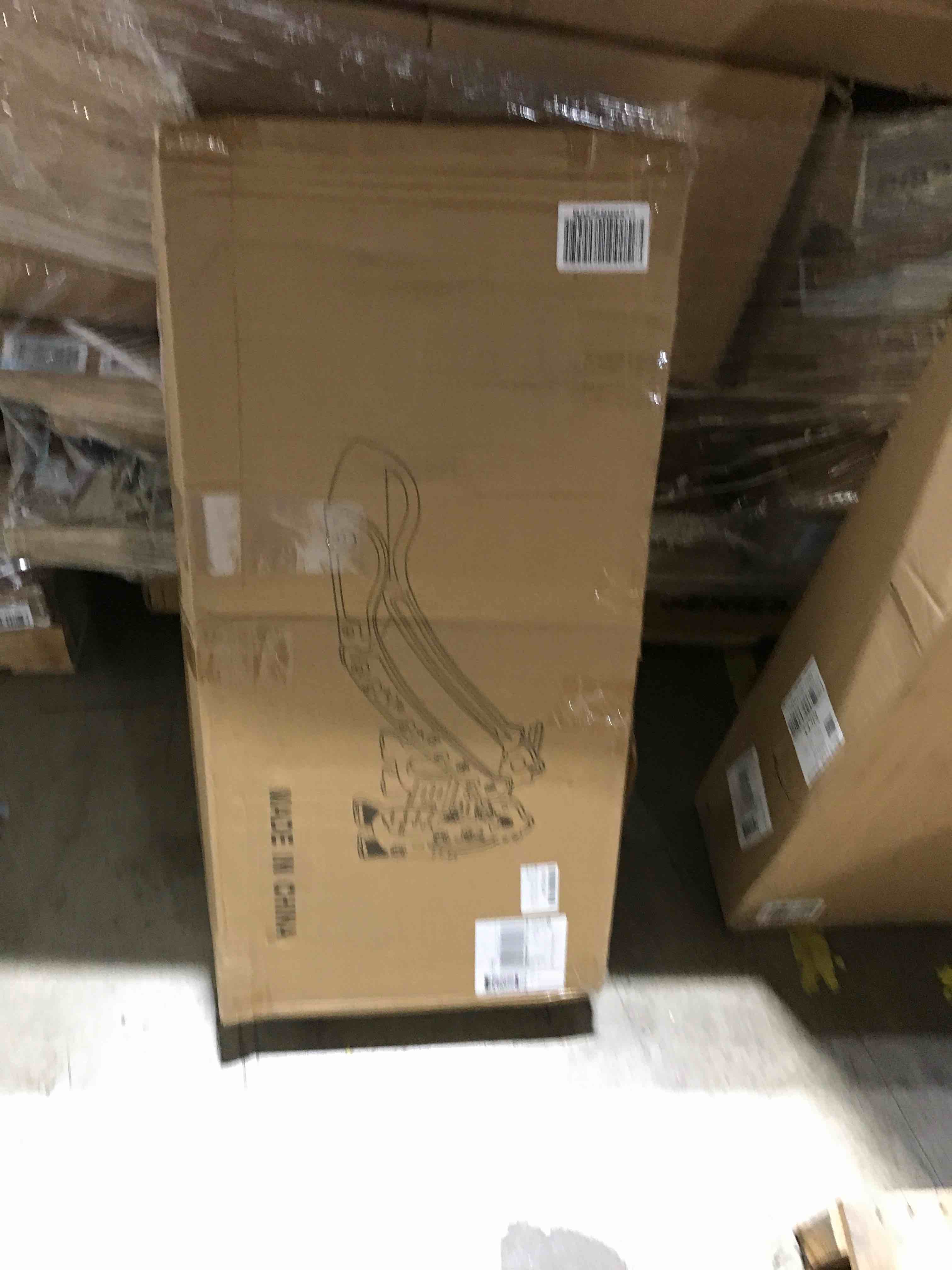 https://s3.amazonaws.com/lotting-images-prod/bidfta/BLU6196319_1714592732674.jpeg
