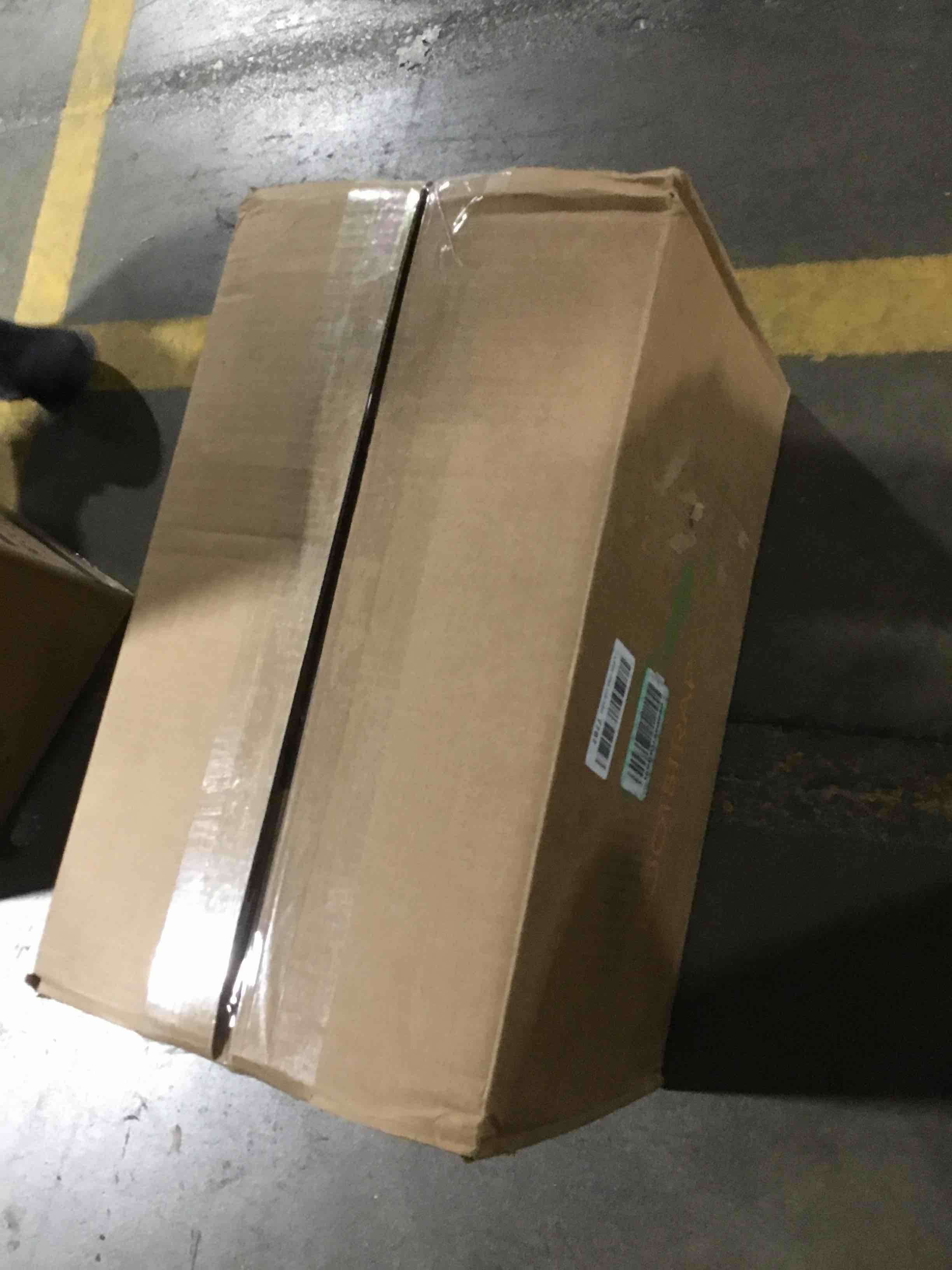 https://s3.amazonaws.com/lotting-images-prod/bidfta/BLU6196601_1715003532966.jpeg
