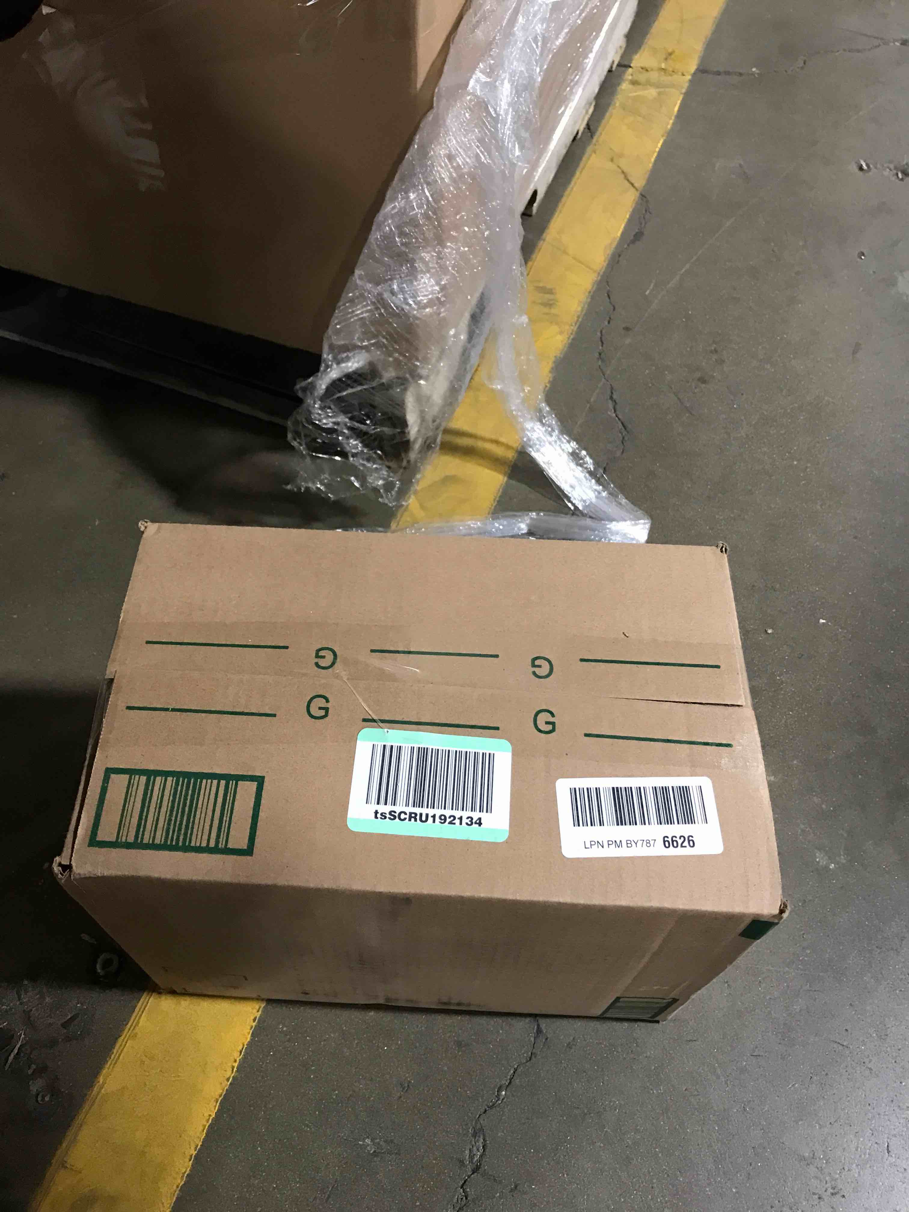 https://s3.amazonaws.com/lotting-images-prod/bidfta/BLU6196652_1715003243785.jpeg