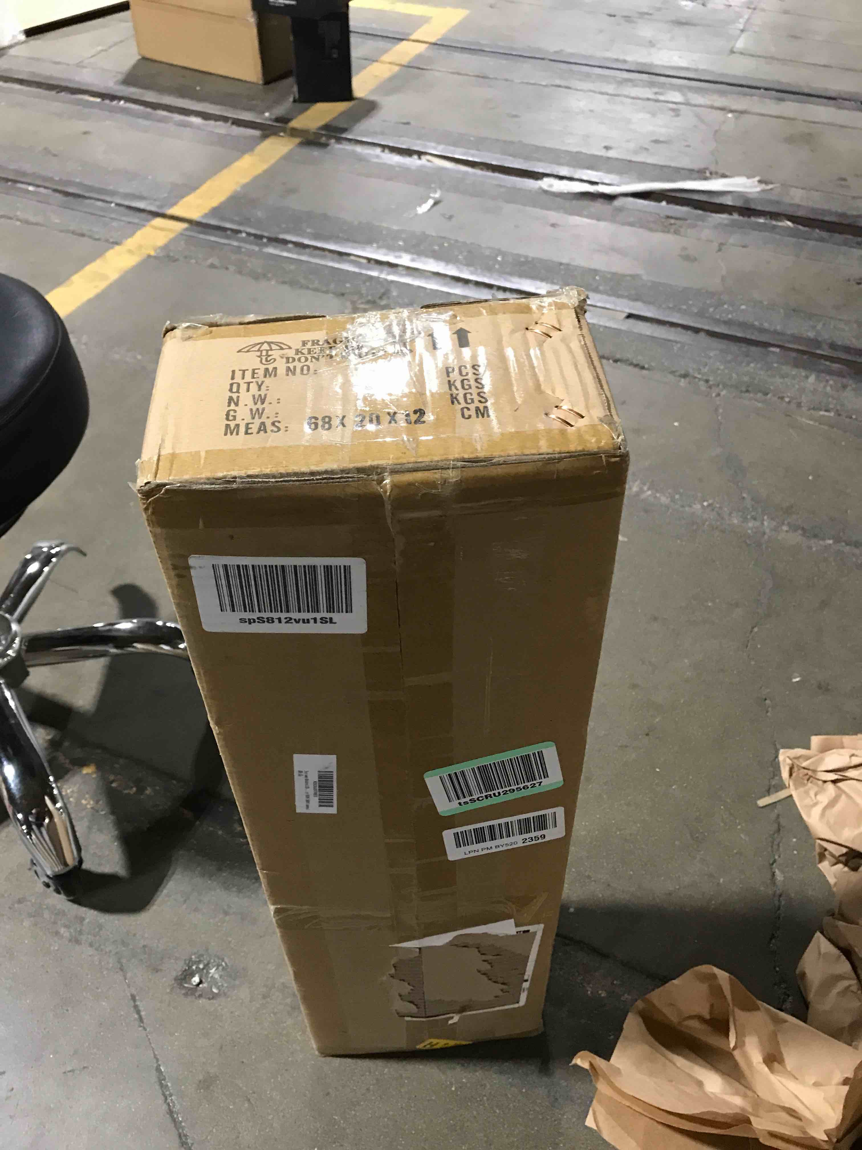 https://s3.amazonaws.com/lotting-images-prod/bidfta/BLU6196654_1715003464850.jpeg