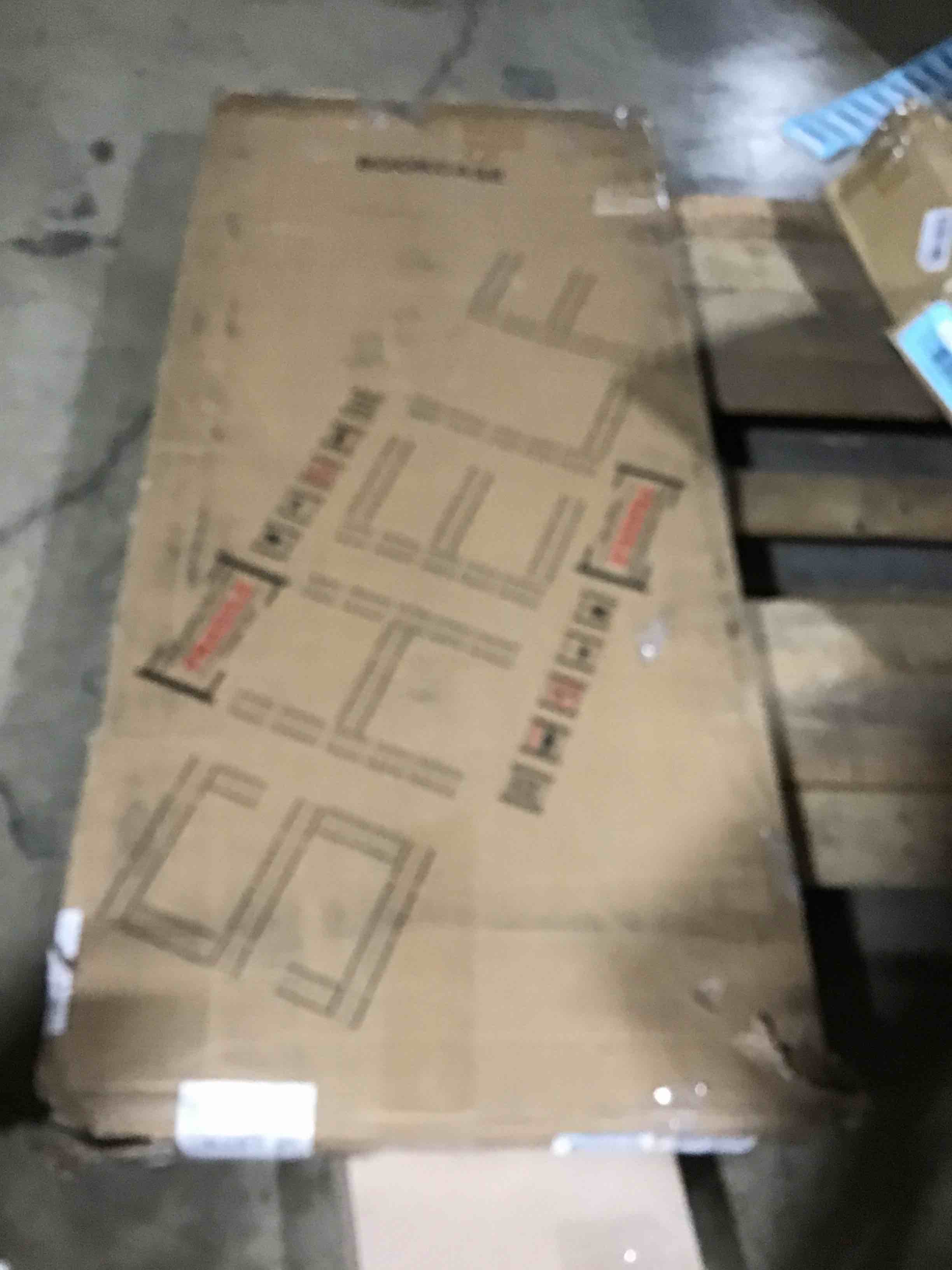 https://s3.amazonaws.com/lotting-images-prod/bidfta/BLU6199069_1714766809191.jpeg