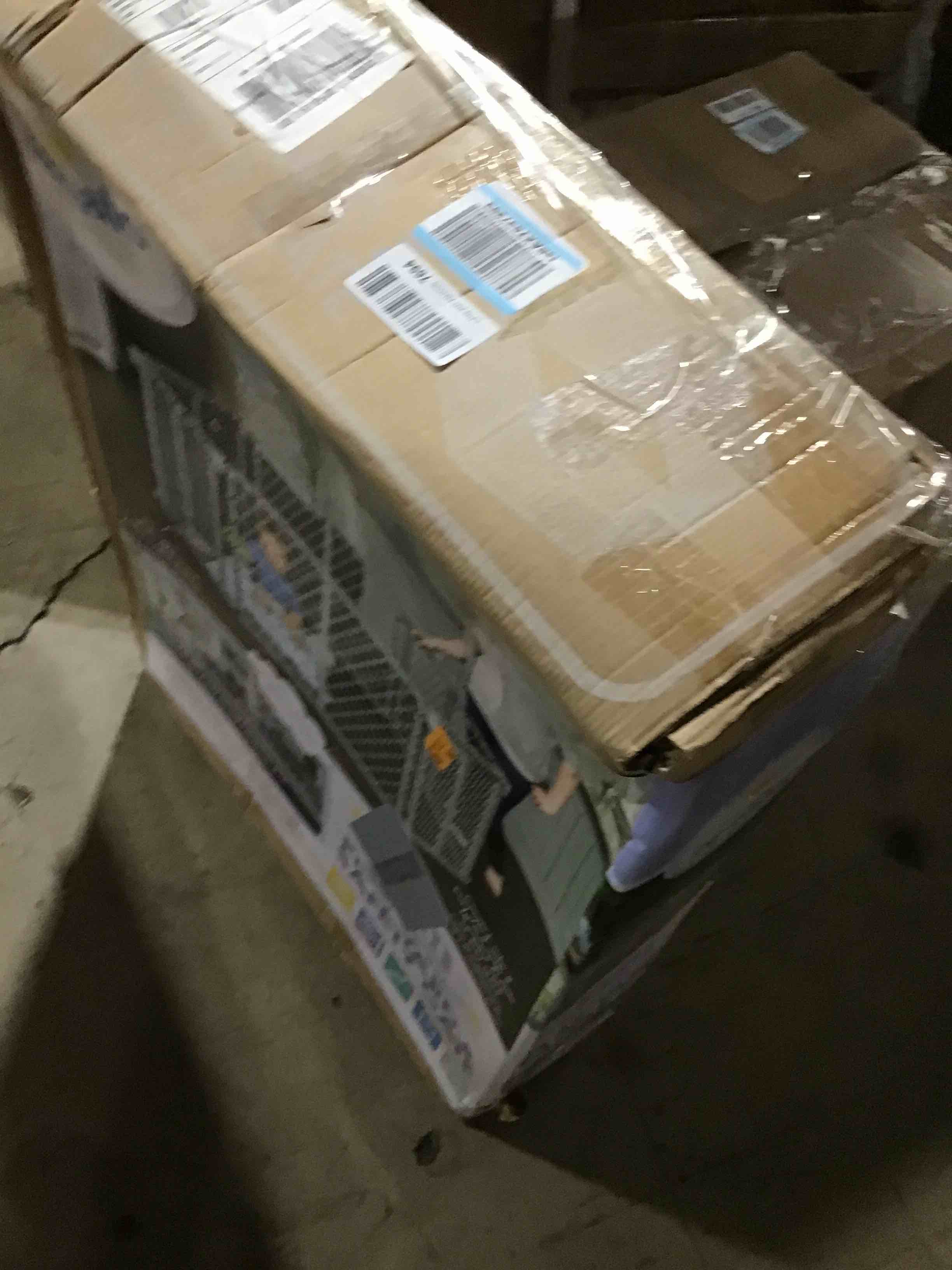 https://s3.amazonaws.com/lotting-images-prod/bidfta/BLU6199073_1714766534470.jpeg