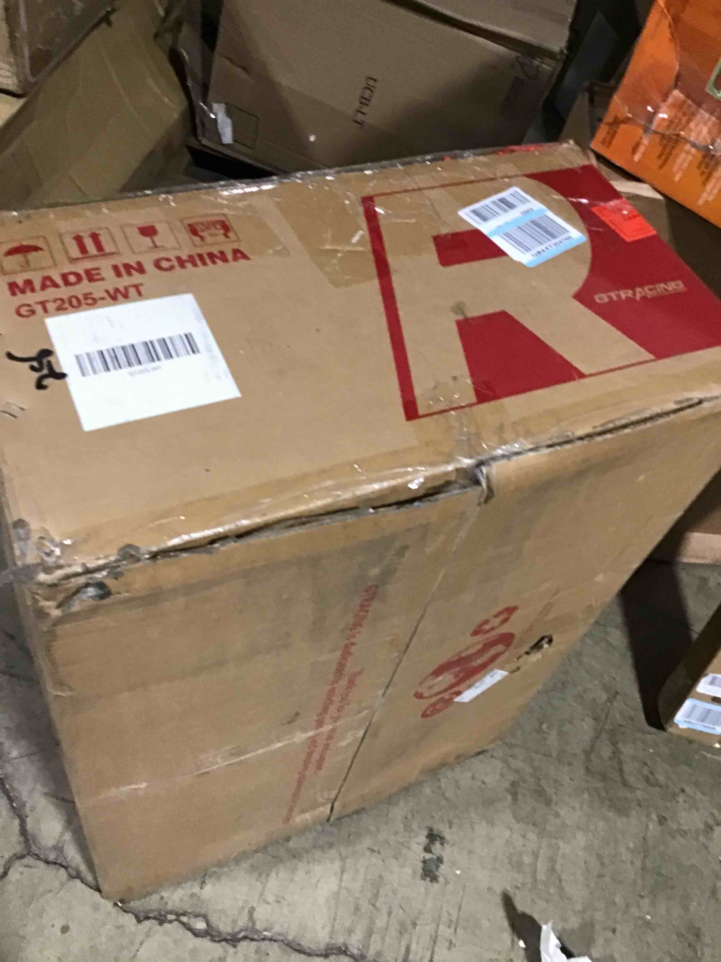 https://s3.amazonaws.com/lotting-images-prod/bidfta/BLU6199075_1714766314646.jpeg