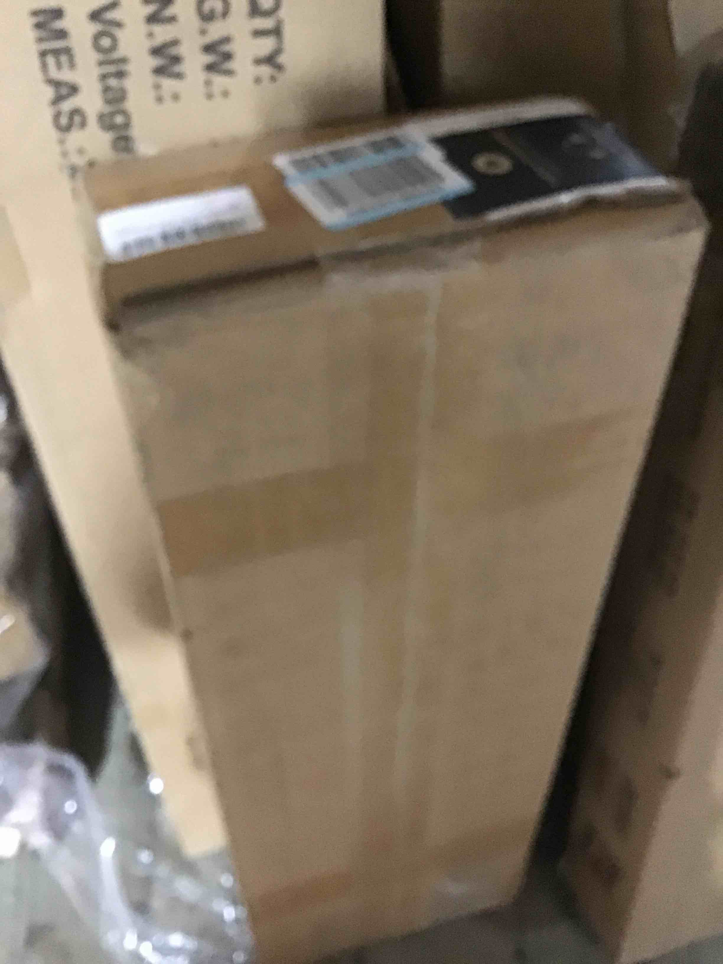 https://s3.amazonaws.com/lotting-images-prod/bidfta/BLU6199107_1714758137663.jpeg
